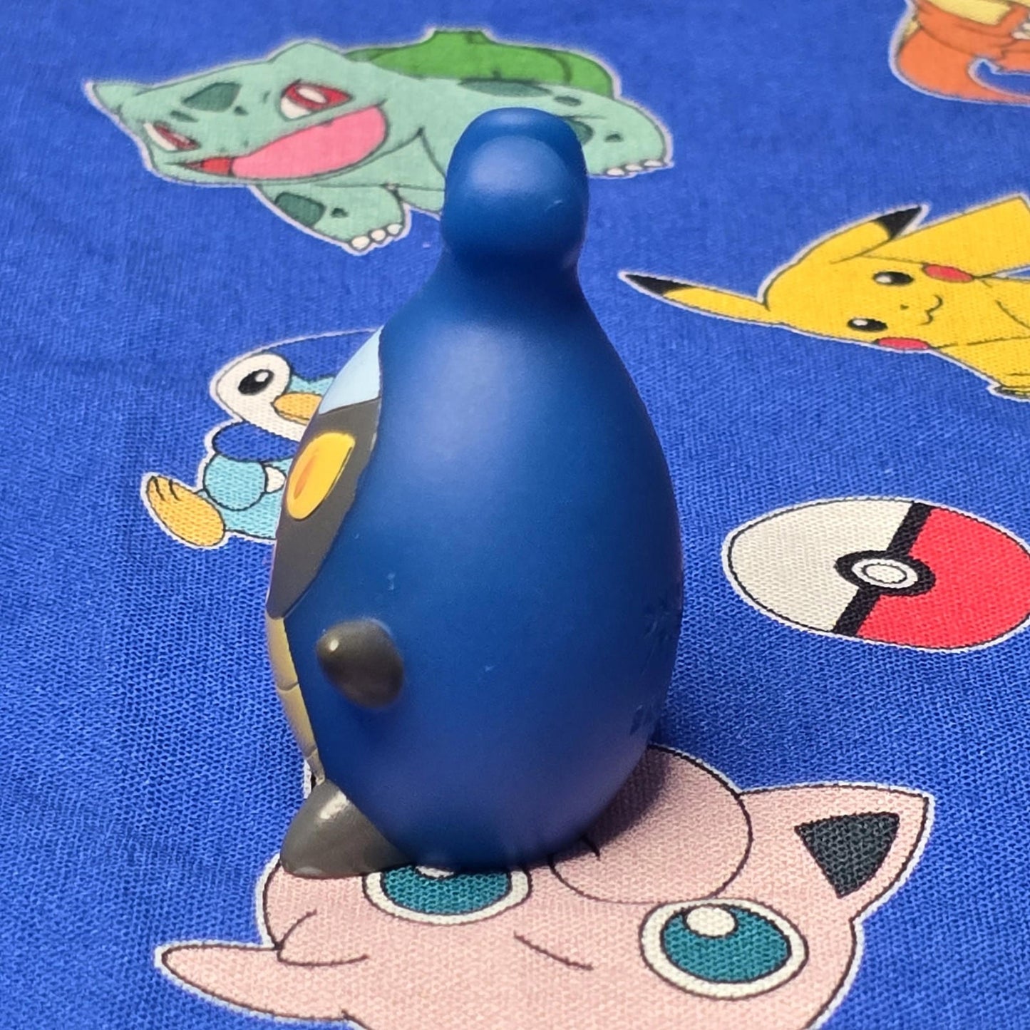 Pokemon Karrablast Figure Finger Puppet 2011 Nintendo Bandai PVC Japan US Seller