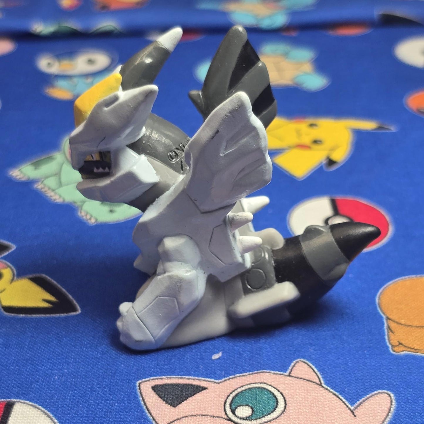 Pokemon Kyurem Black Figure Finger Puppet 2012 Nintendo Bandai Japan USA Seller