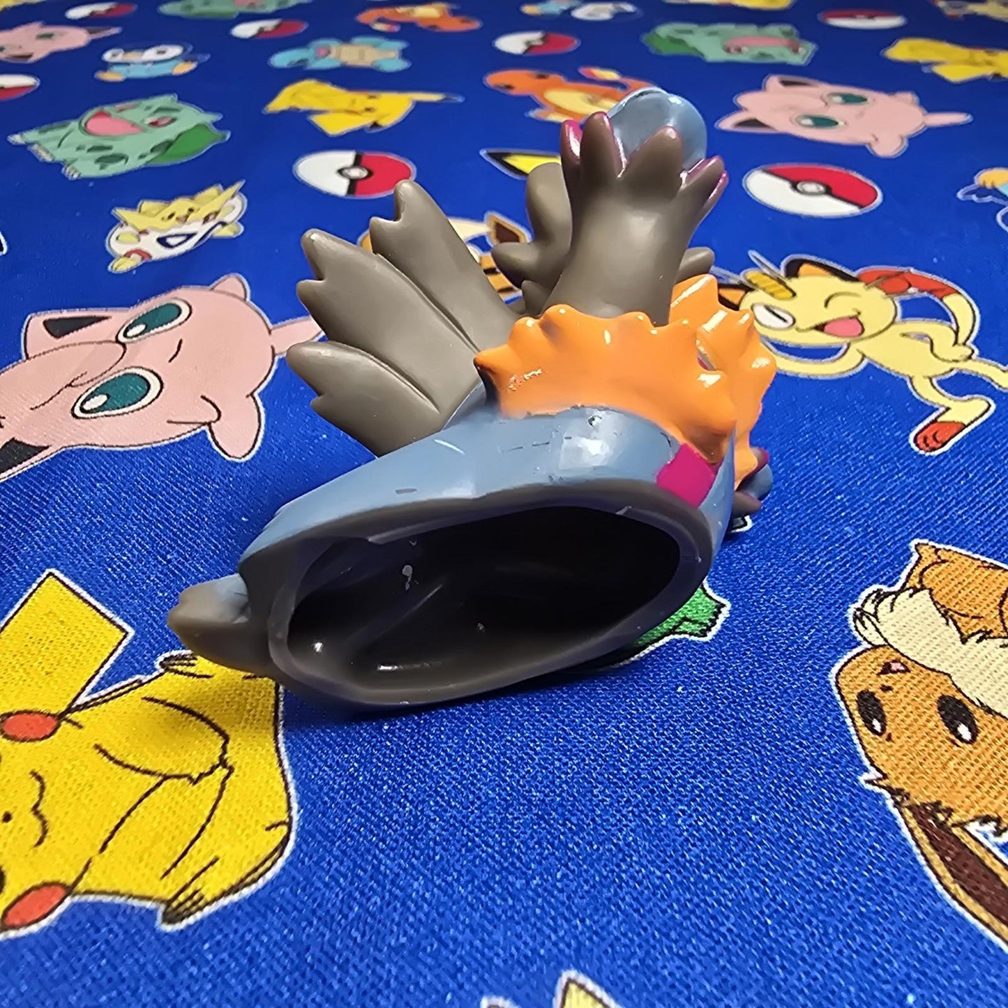 Pokemon Hydreigon Figure Finger Puppet 2012 Nintendo Bandai PVC Japan USA Seller