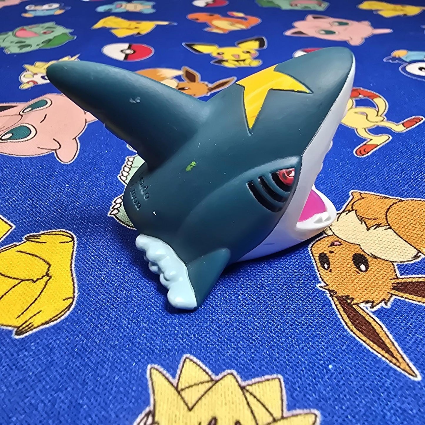 Pokemon Sharpedo Figure Finger Puppets 2006 Nintendo Bandai PVC Japan USA Seller