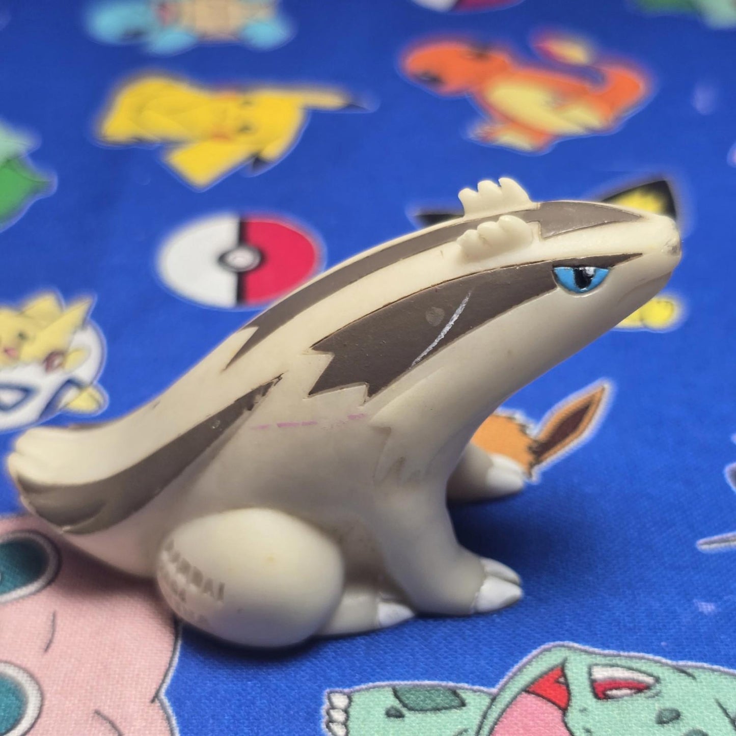 Pokemon Linoone Figure Finger Puppet 2004 Nintendo Bandai Vintage PVC Japan USA