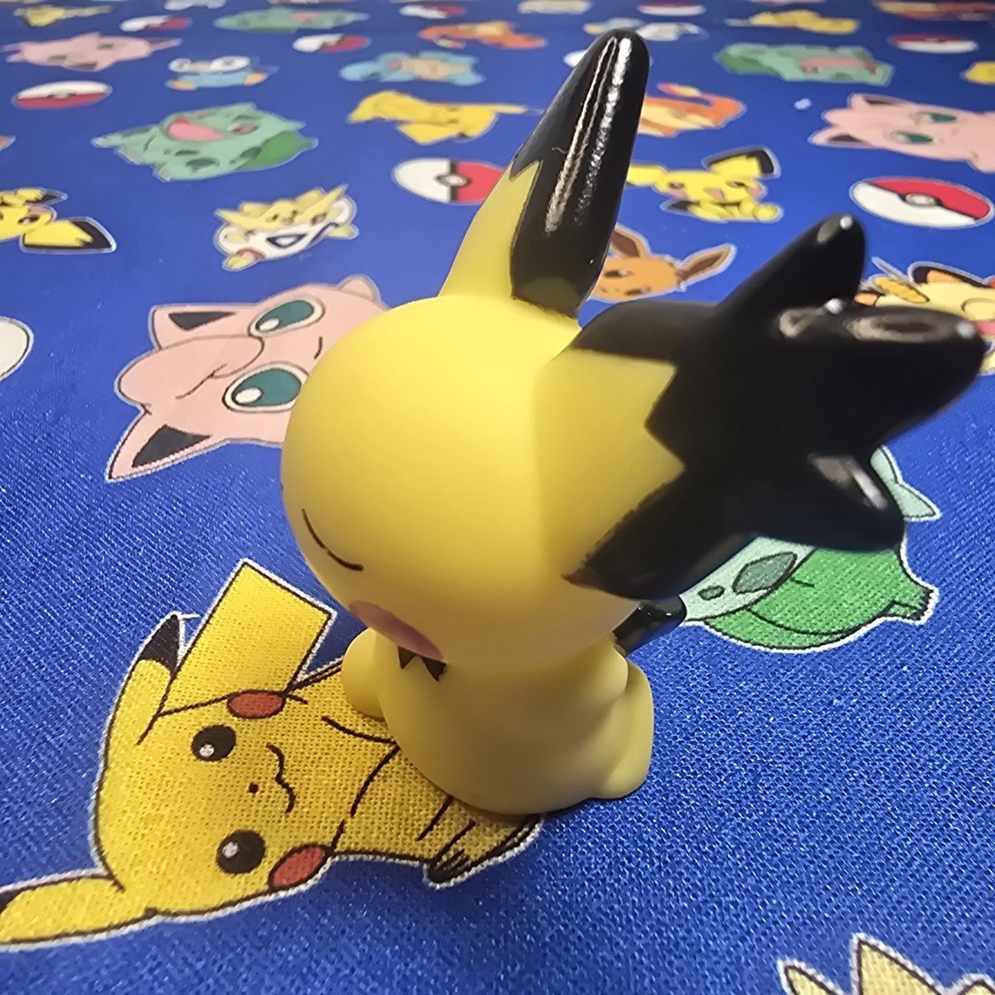 Pokemon Pichu Figure Finger Puppet 2009 Nintendo Bandai PVC Japan US Seller