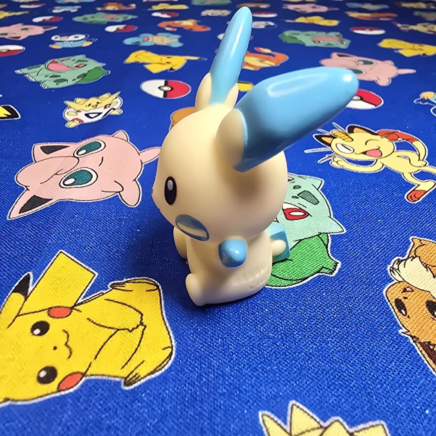 Pokemon Minun Figure Finger Puppet 2010 Nintendo Bandai PVC Vintage Japan US
