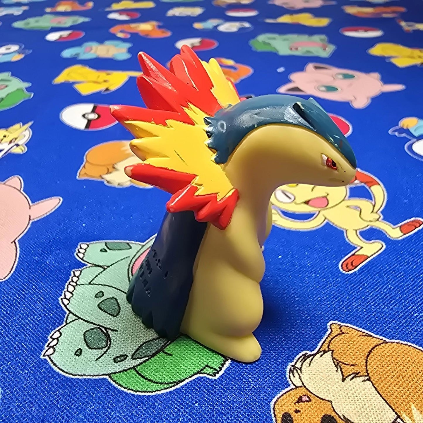 Pokemon Typhlosion Figure Finger Puppet 2001 Nintendo Bandai Vintage Japan USA