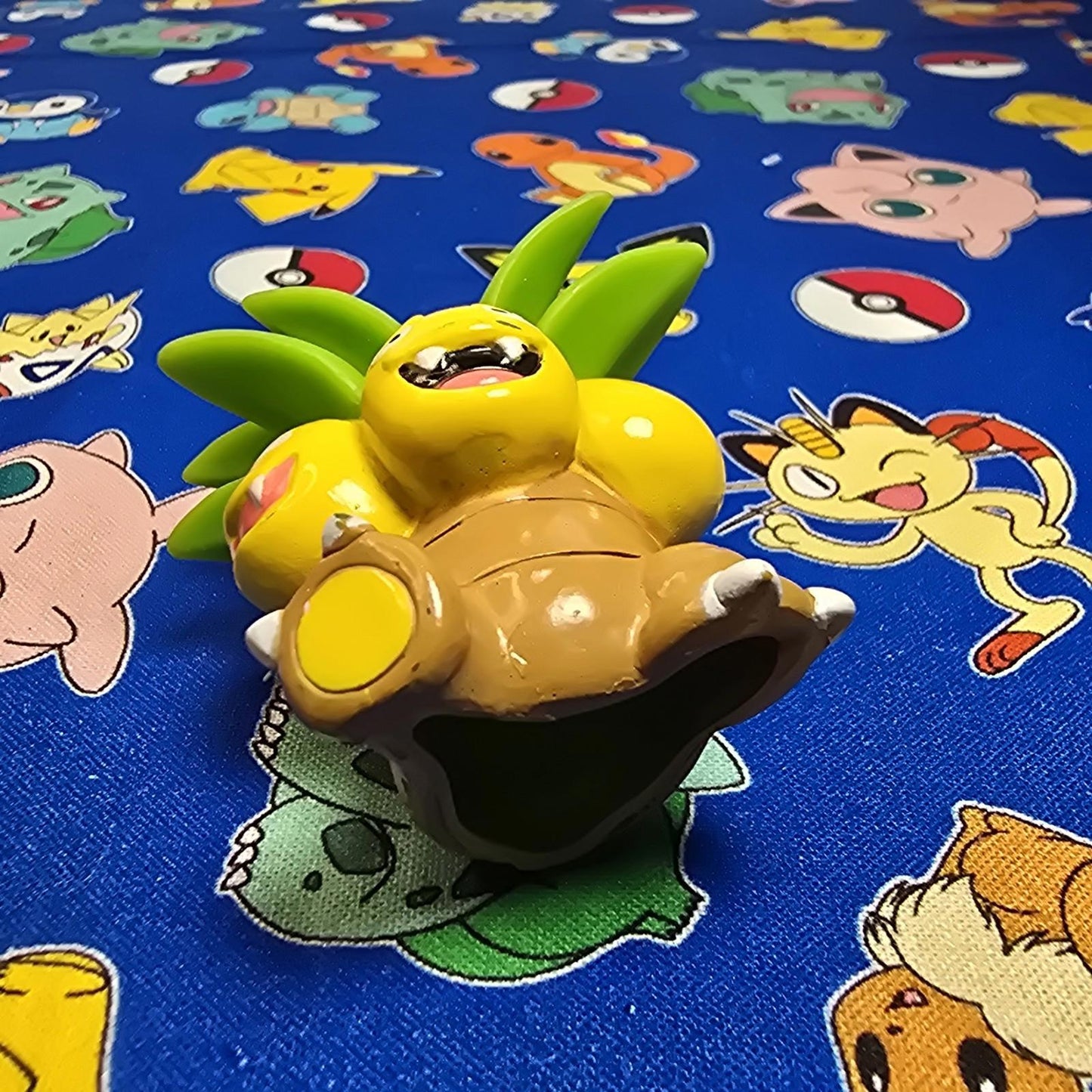 Pokemon Exeggutor Figure Finger Puppet 1997 Bandai Nintendo Vintage USA Seller