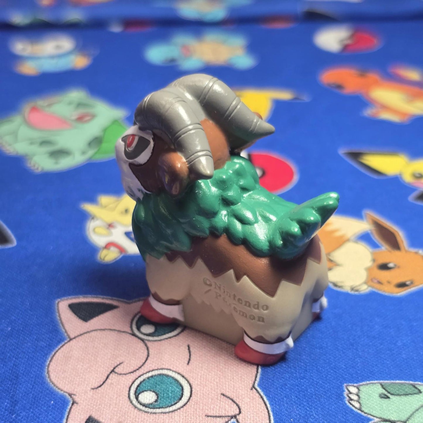 Pokemon Gogoat Figure Finger Puppet 2013 Nintendo Bandai PVC Japan USA Seller