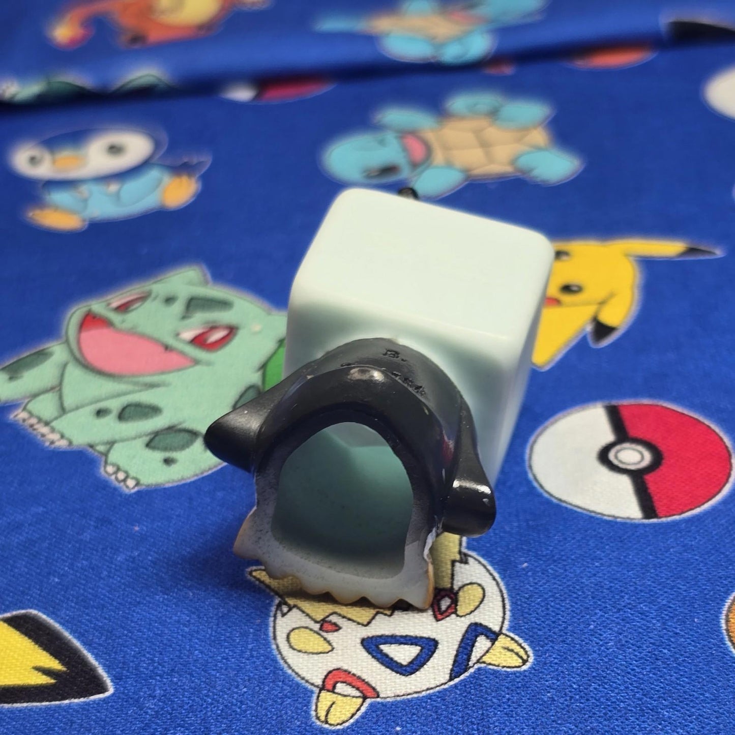 Pokemon Eiscue Figure Finger Puppet 2021 Nintendo Bandai PVC Japan USA Seller