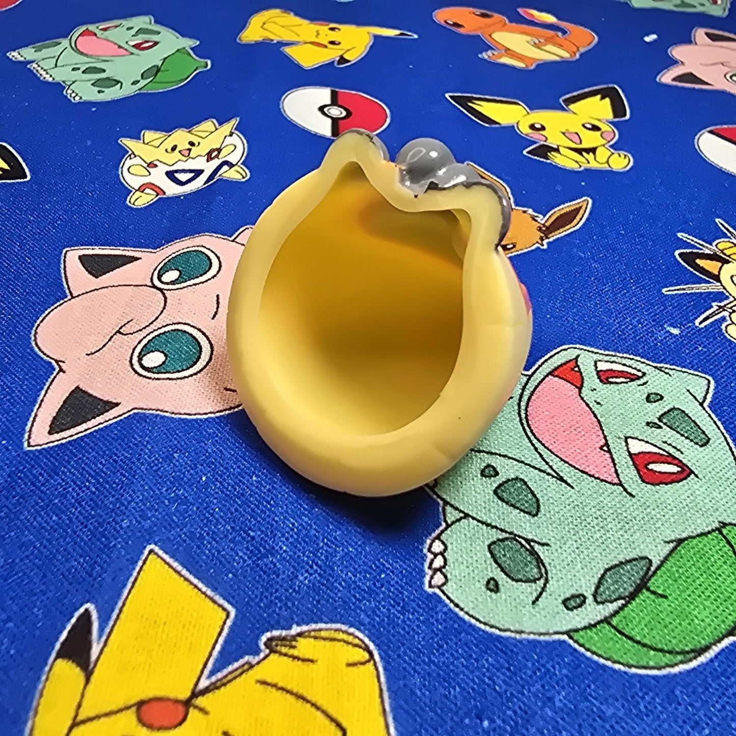 Pokemon Snorunt Figure Finger Puppet 2004 Nintendo Bandai PVC Japan USA Seller