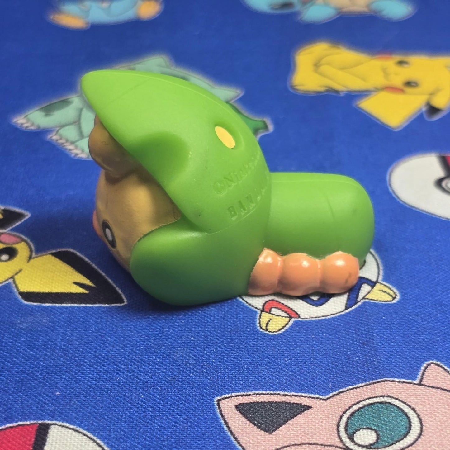 Pokemon Sewaddle Figure Finger Puppet 2010 Nintendo Bandai PVC Japan USA Seller