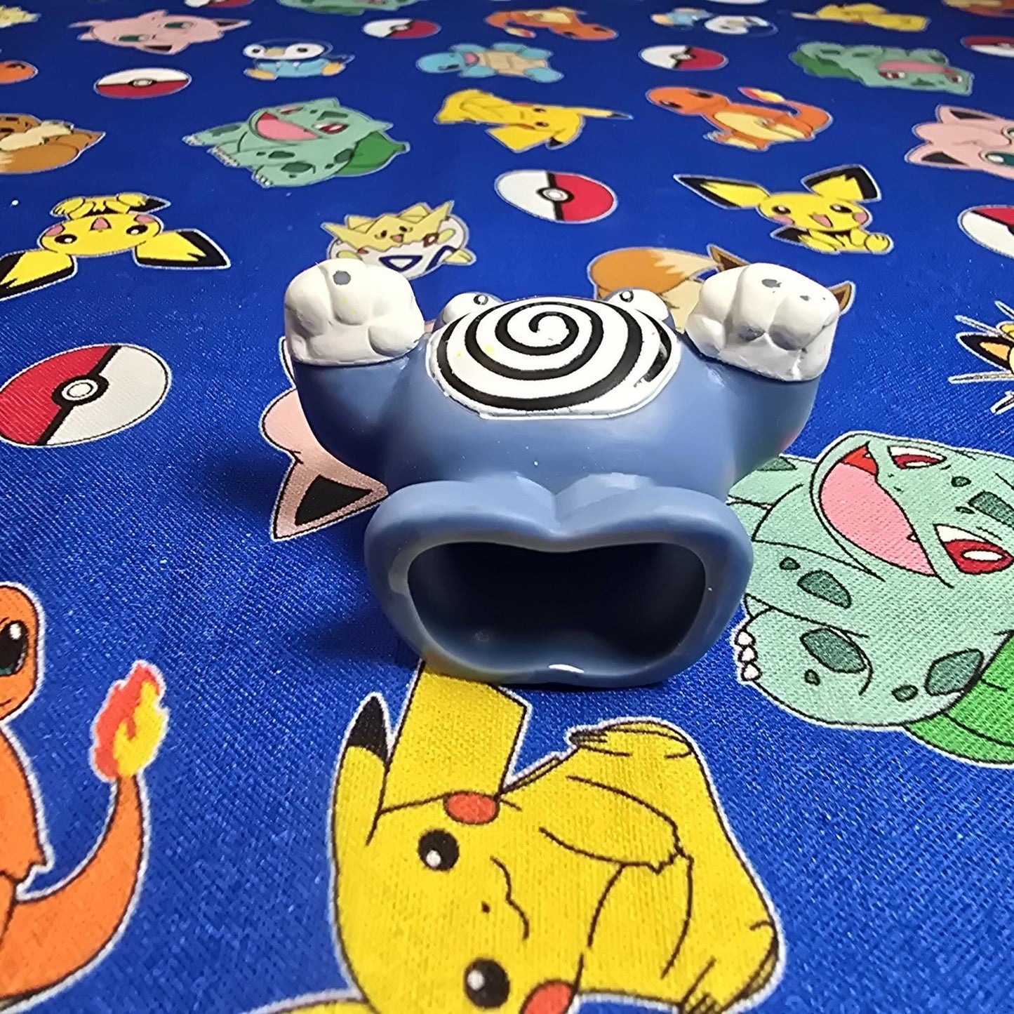 Pokemon Poliwrath Dark Figure Finger Puppet 1997 Bandai Nintendo PVC Vintage US