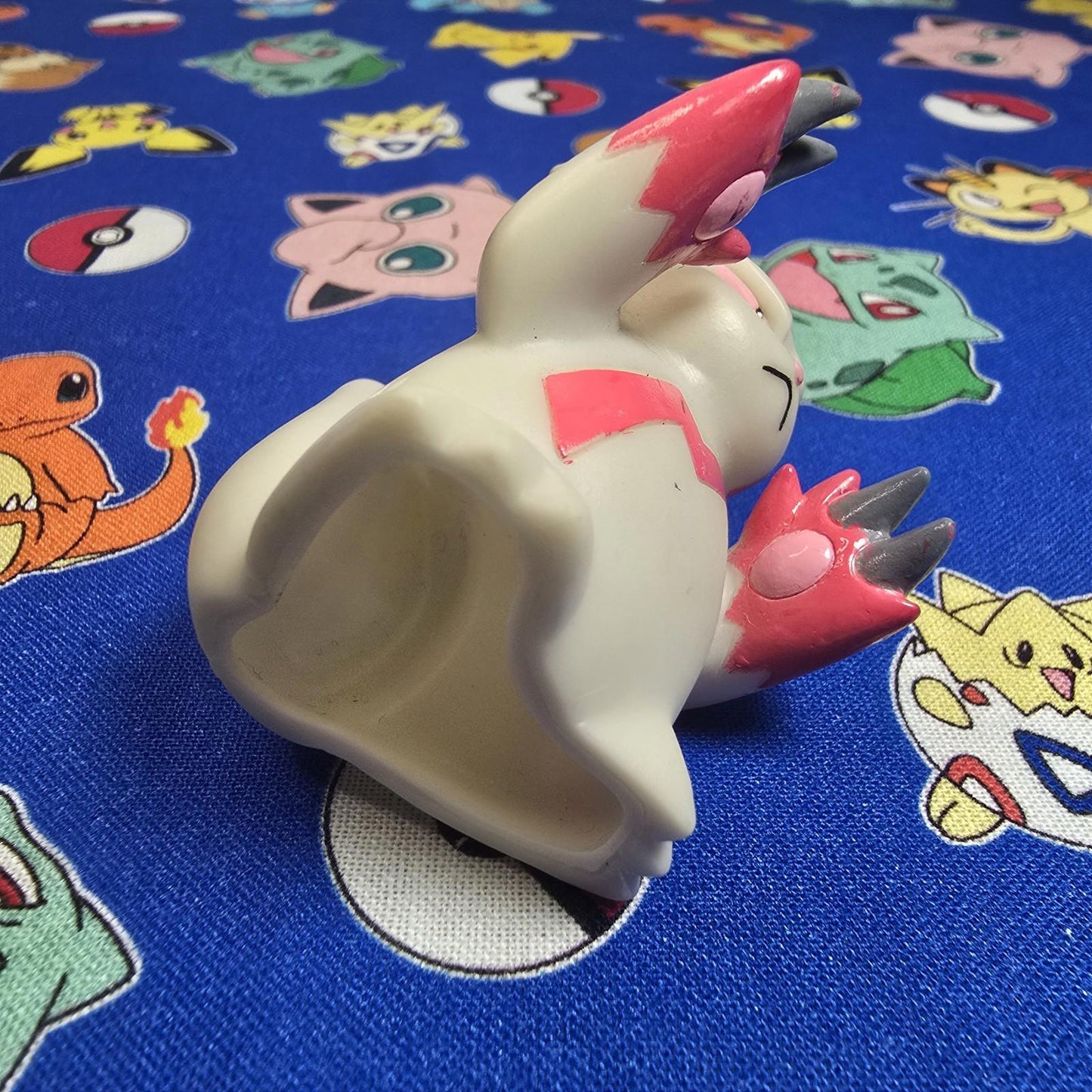 Pokemon Zangoose Figure Finger Puppet 2004 Nintendo Bandai PVC Vintage Japan USA