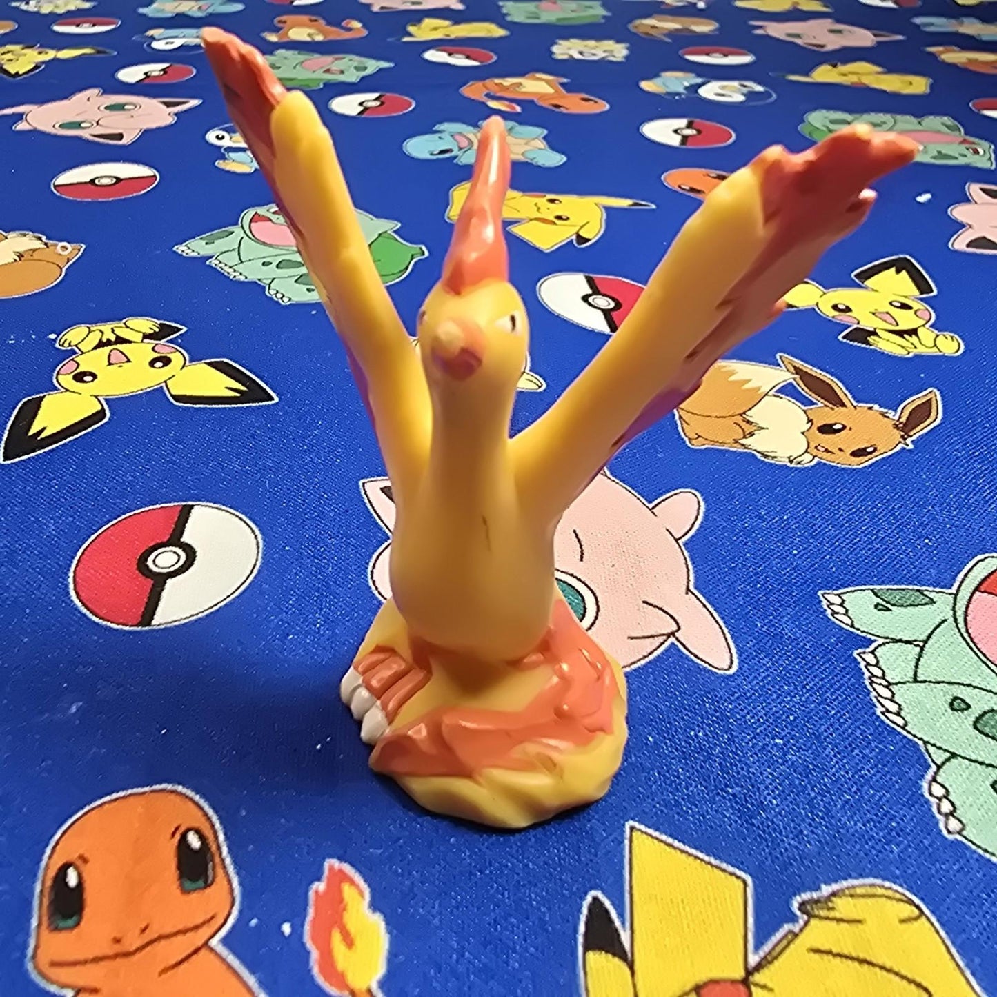 Pokemon Moltres Figure Finger Puppet 1997 Bandai Nintendo Vintage USA Seller
