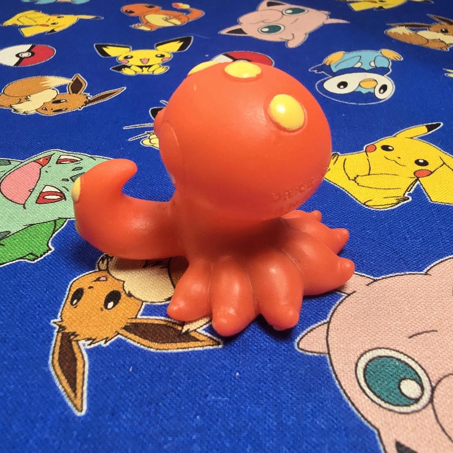 Pokemon Octillery Figure Finger Puppet 2000 Nintendo Bandai PVC Vintage Japan US