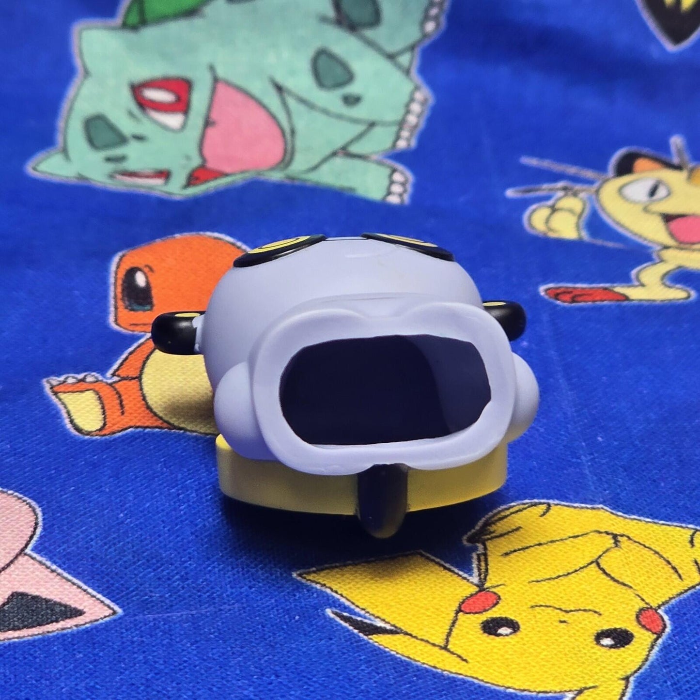Pokemon Gimmighoul Figure Finger Puppet 2024 Nintendo Bandai PVC Japan USA