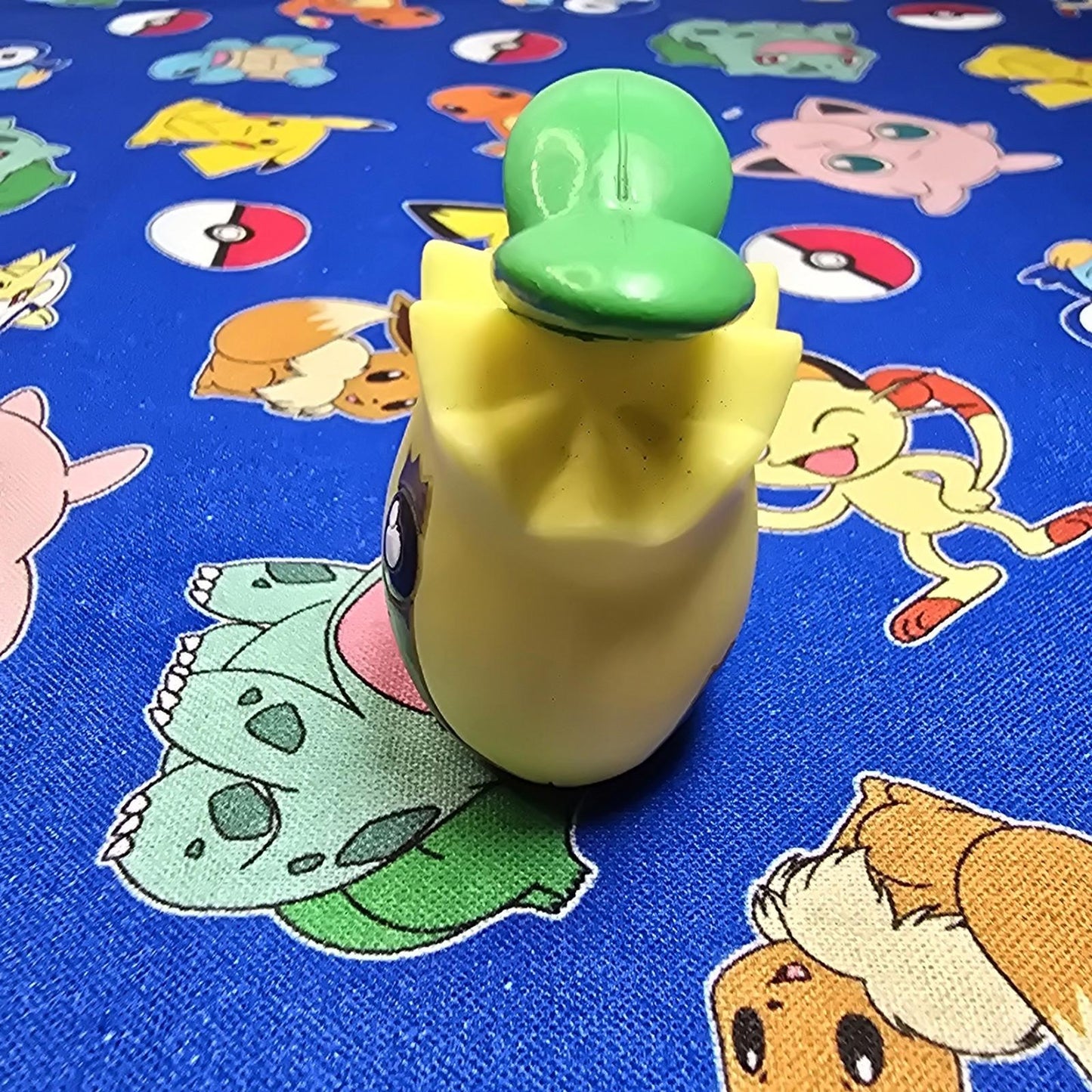 Pokemon Sunkern Figure Finger Puppet 2000 Nintendo Bandai PVC Vintage Japan USA