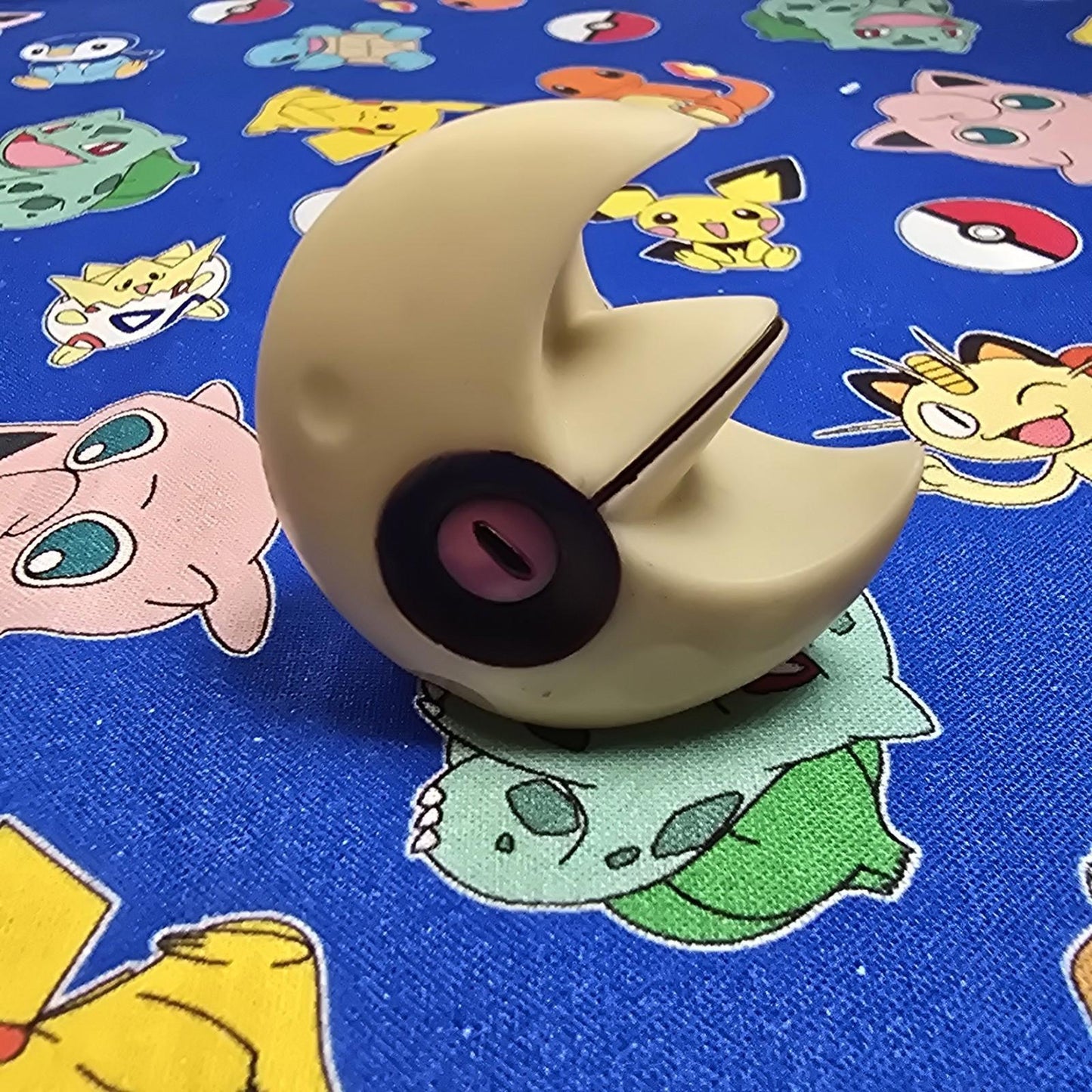 Pokemon Lunatone Figure Finger Puppet 2004 Nintendo Bandai PVC Japan USA Seller