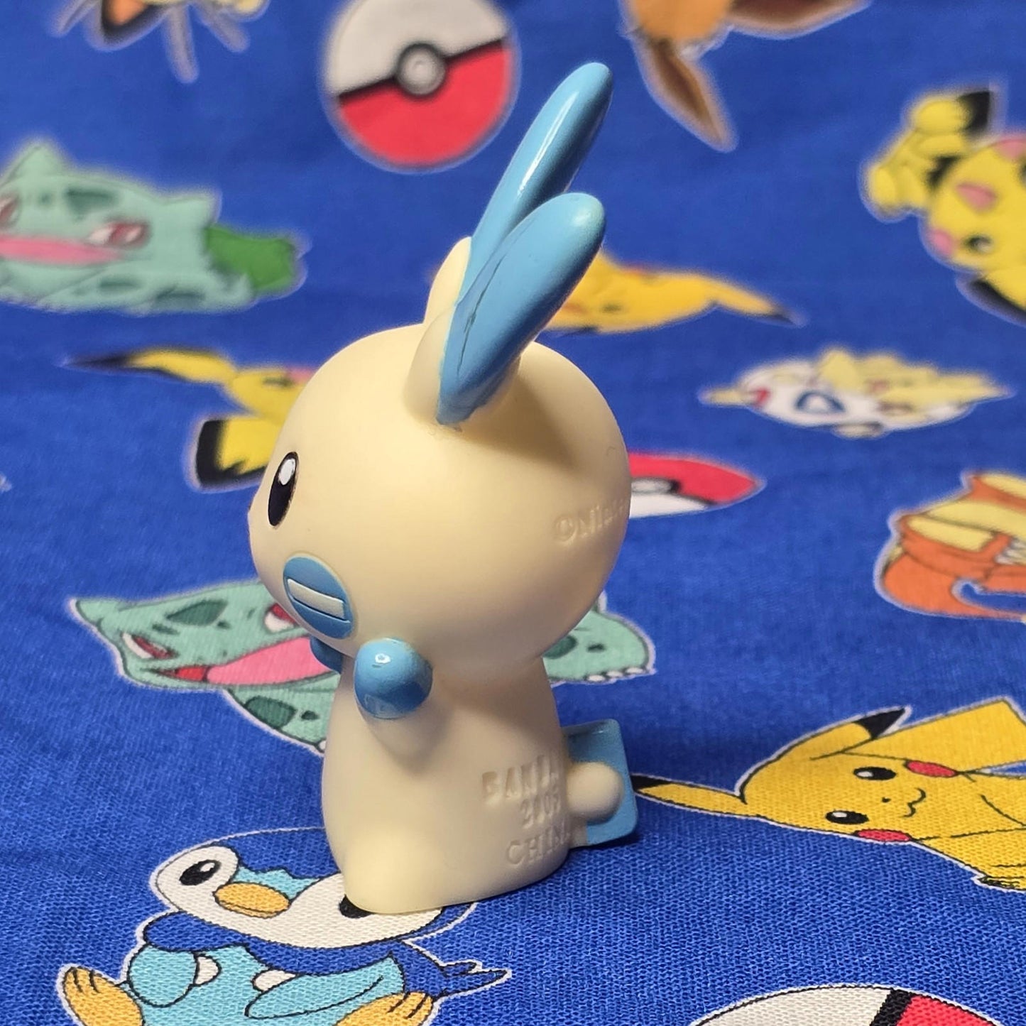 Pokemon Minun Figure Finger Puppet 2005 Nintendo Bandai PVC Vintage Japan USA