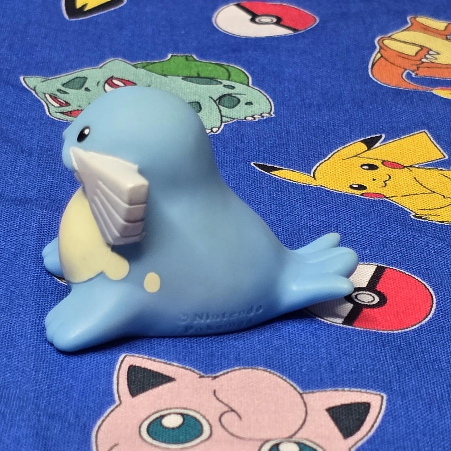 Pokemon Sealeo Figure Finger Puppet 2004 Nintendo Bandai Vintage PVC Japan USA