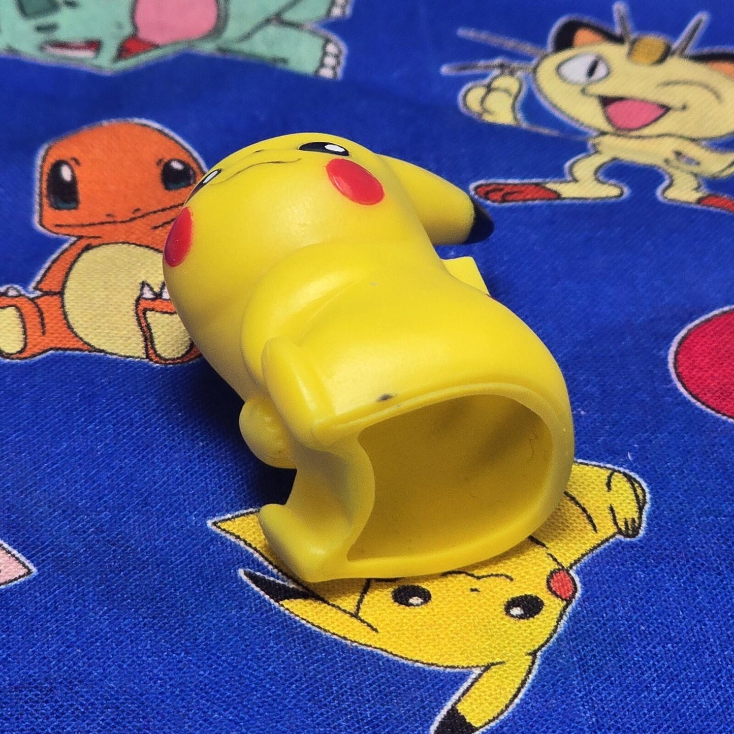 Pokemon Pikachu Figure Finger Puppet 2012 Nintendo Bandai PVC Japan USA Seller