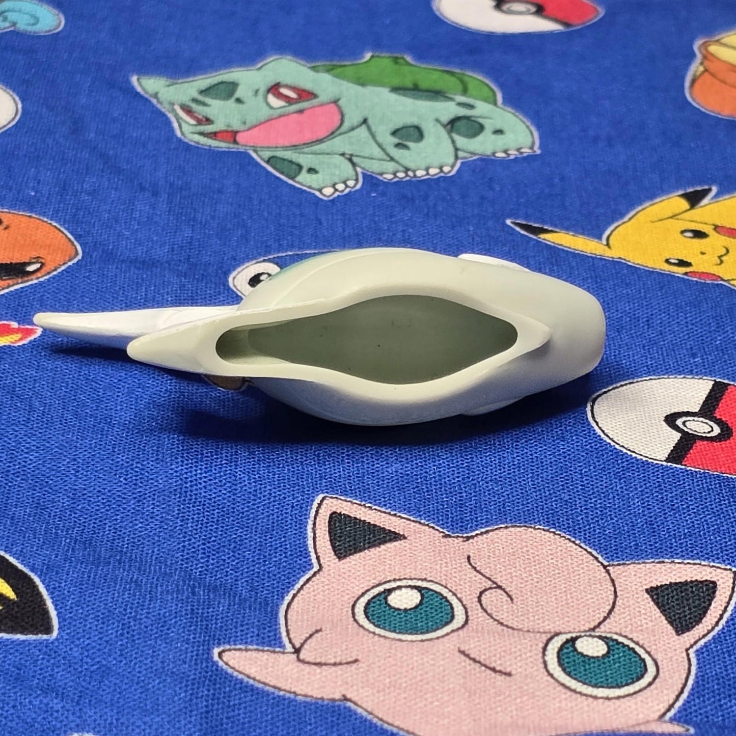 Pokemon Remoraid Figure Finger Puppet 2000 Nintendo Bandai PVC Vintage Japan USA