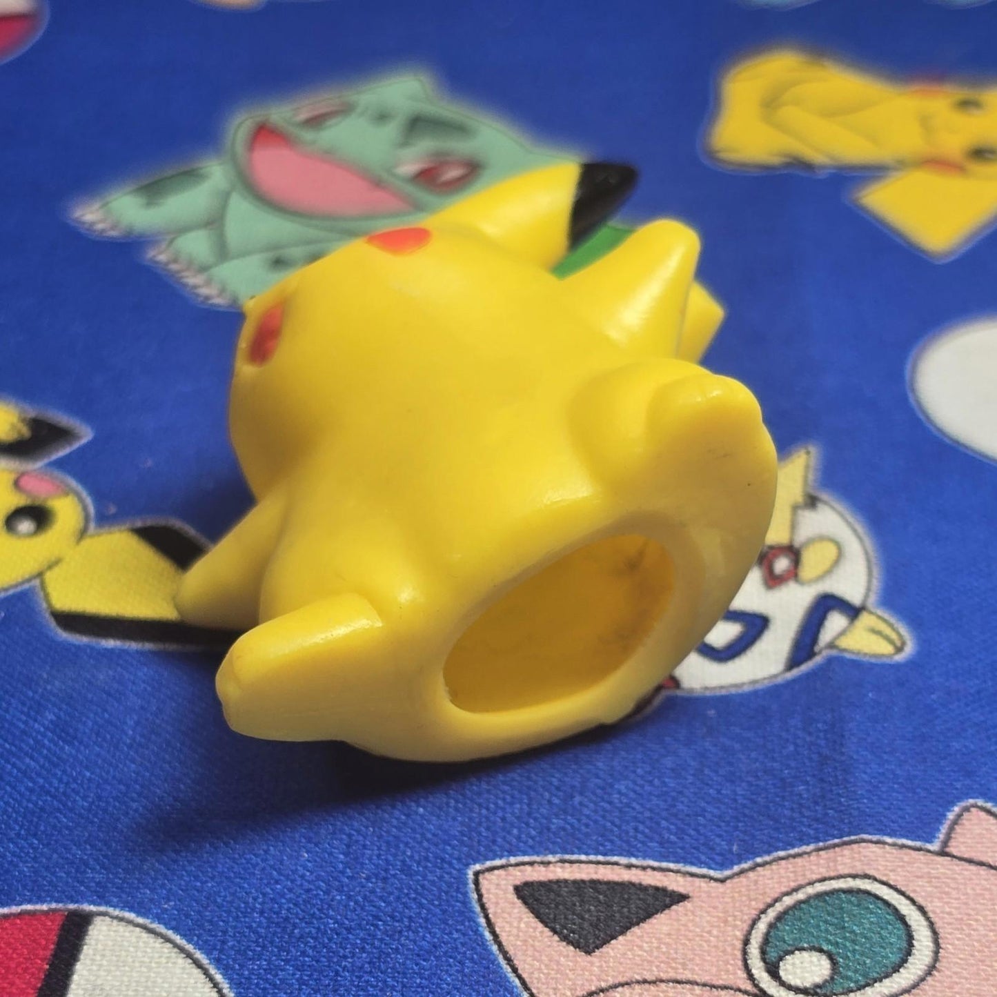 Pokemon Pikachu No Surf Board Figure Finger Puppet 1997 Bandai Nintendo Vintage