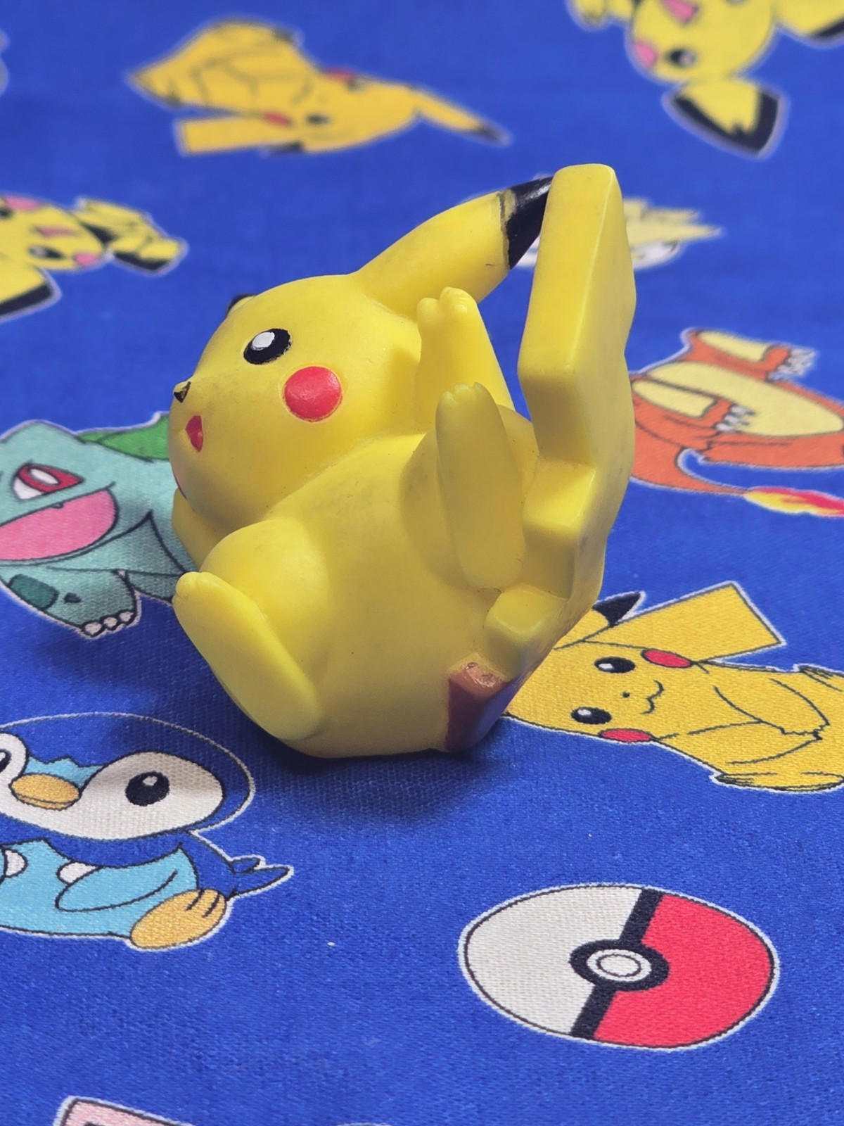 Pokemon Pikachu Figure Finger Puppet 1998 Nintendo Bandai PVC Vintage Japan USA