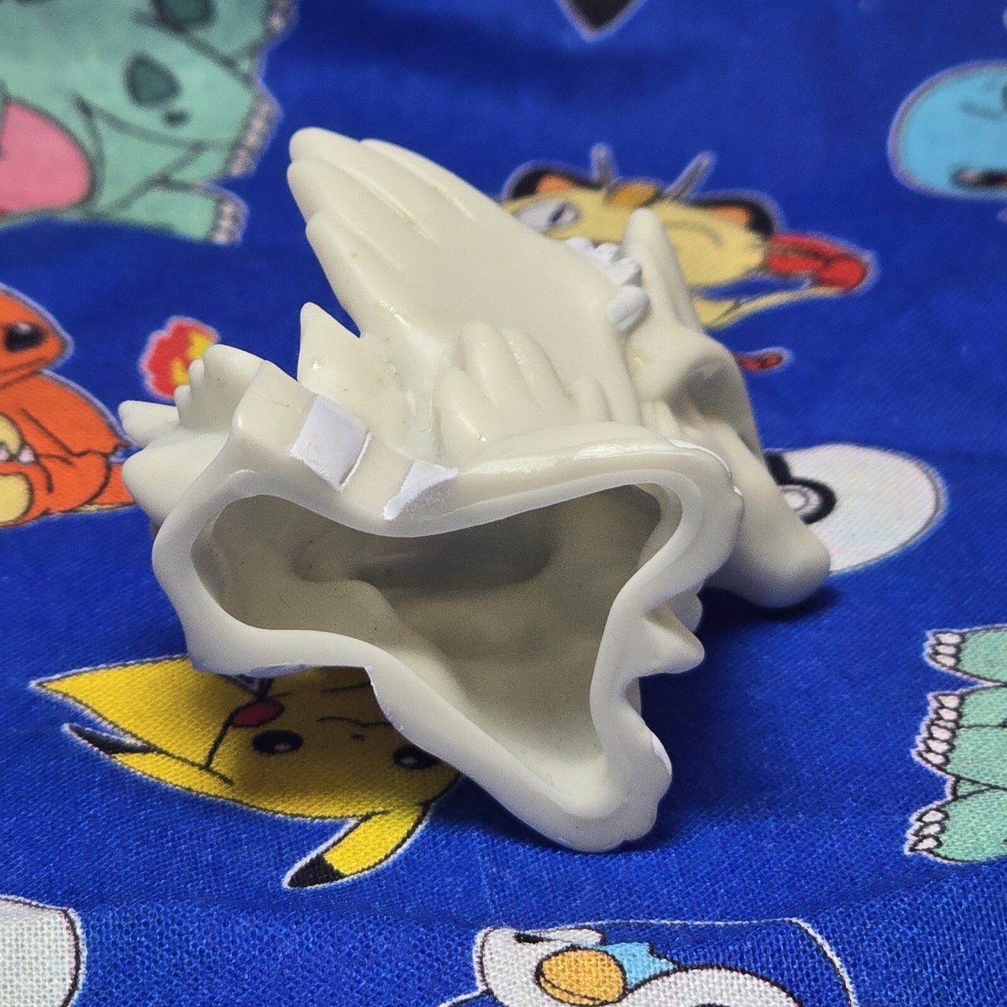 Pokemon Reshiram Figure Finger Puppet 2012 Nintendo PVC Bandai Japan USA Seller