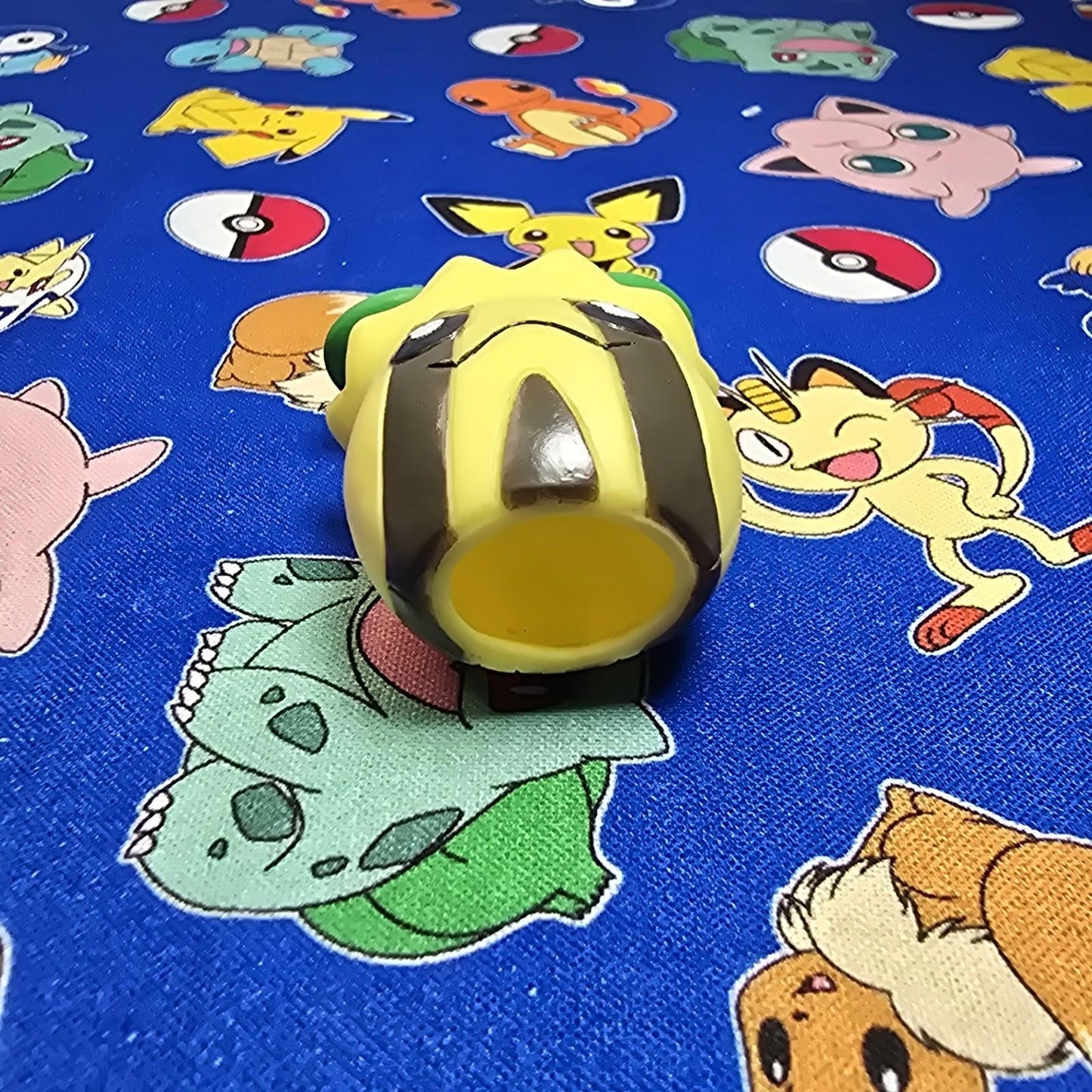 Pokemon Sunkern Figure Finger Puppet 2000 Nintendo Bandai PVC Vintage Japan USA