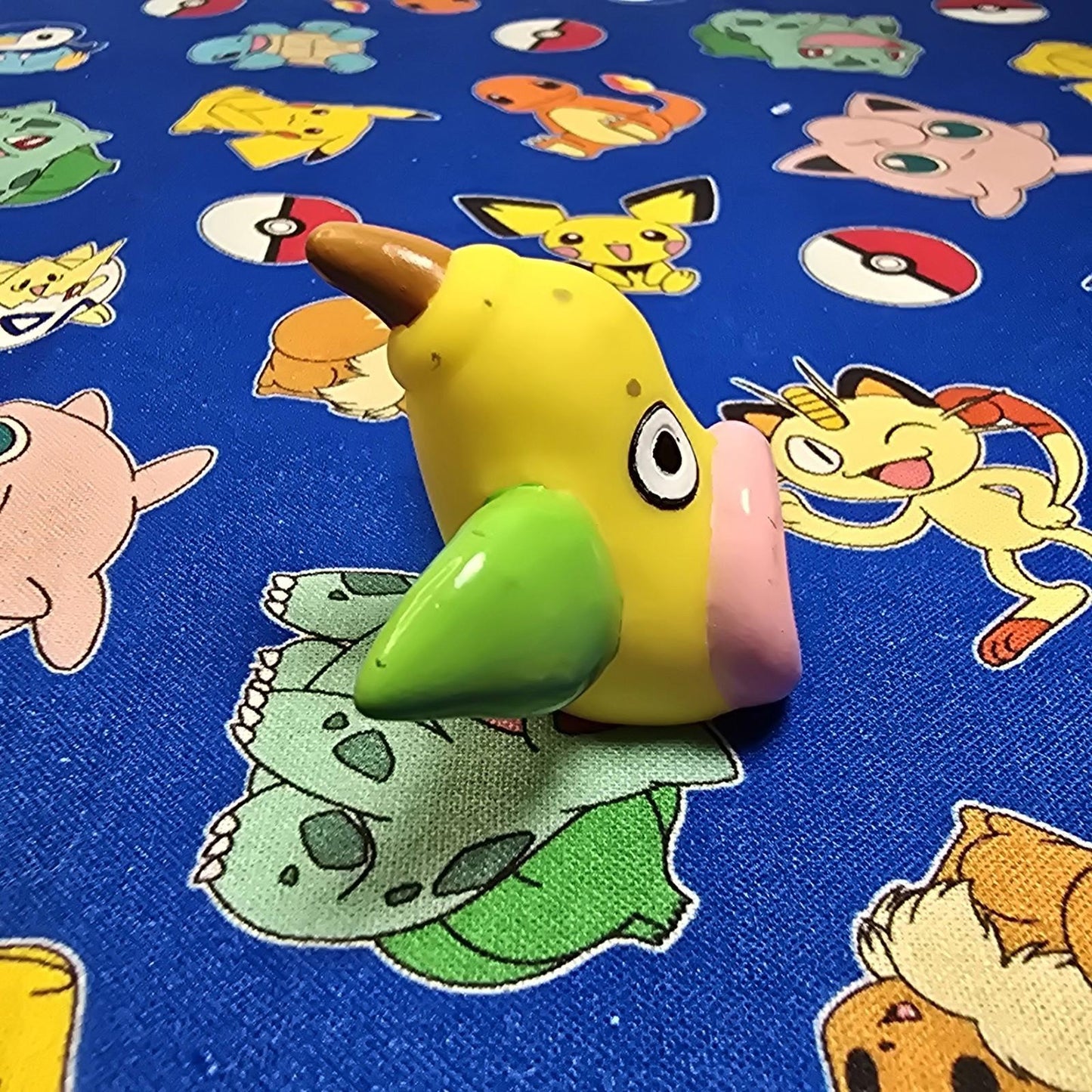 Pokemon Weepinbell Pink Figure Finger Puppet 1996 Nintendo PVC Bandai Vintage US