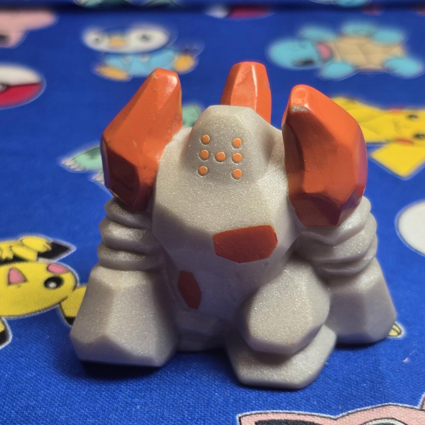 Pokemon Regirock Metallic Figure Finger Puppet 2004 Nintendo Bandai Vintage USA