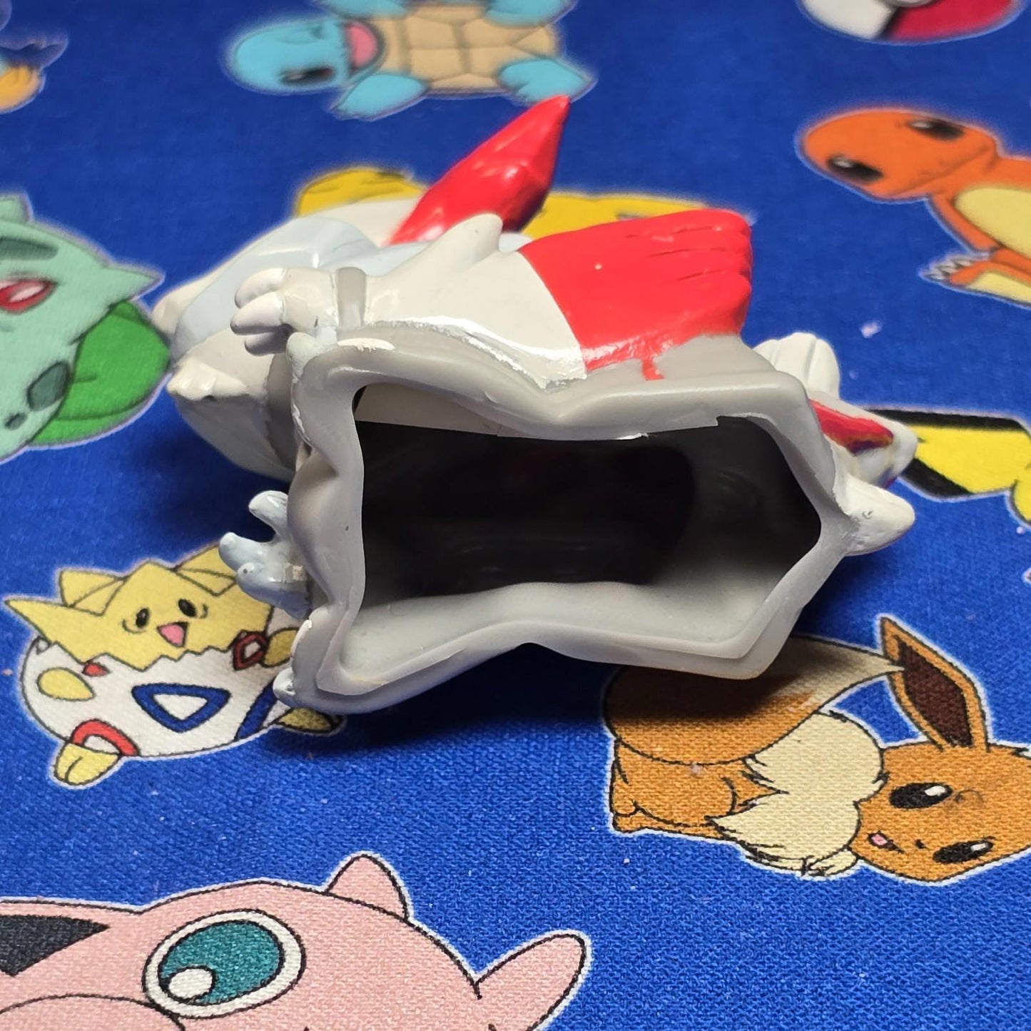 Pokemon Kyurem Red Figure Finger Puppet 2012 Nintendo Bandai Japan USA Seller