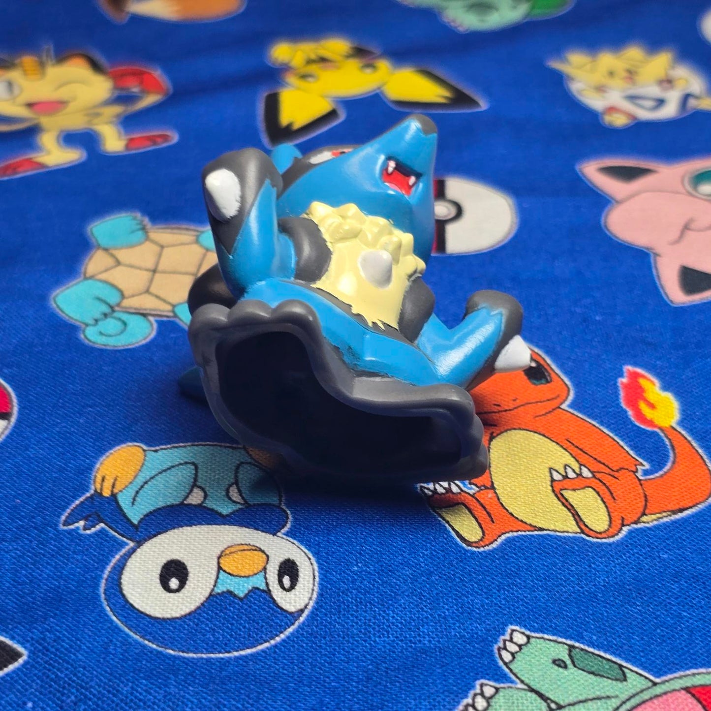 Pokemon Lucario Figure Finger Puppet 2005 Nintendo Bandai PVC Japan USA Seller