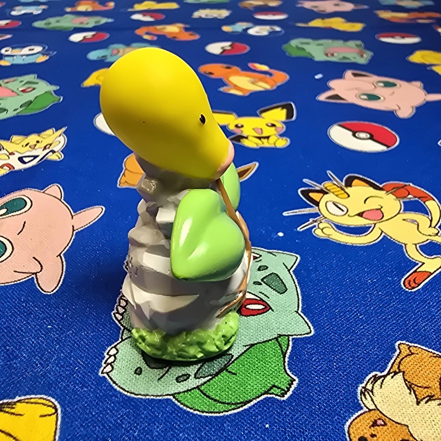 Pokemon Bellsprout Pink Figure Finger Puppet 1997 Bandai Nintendo PVC Vintage US
