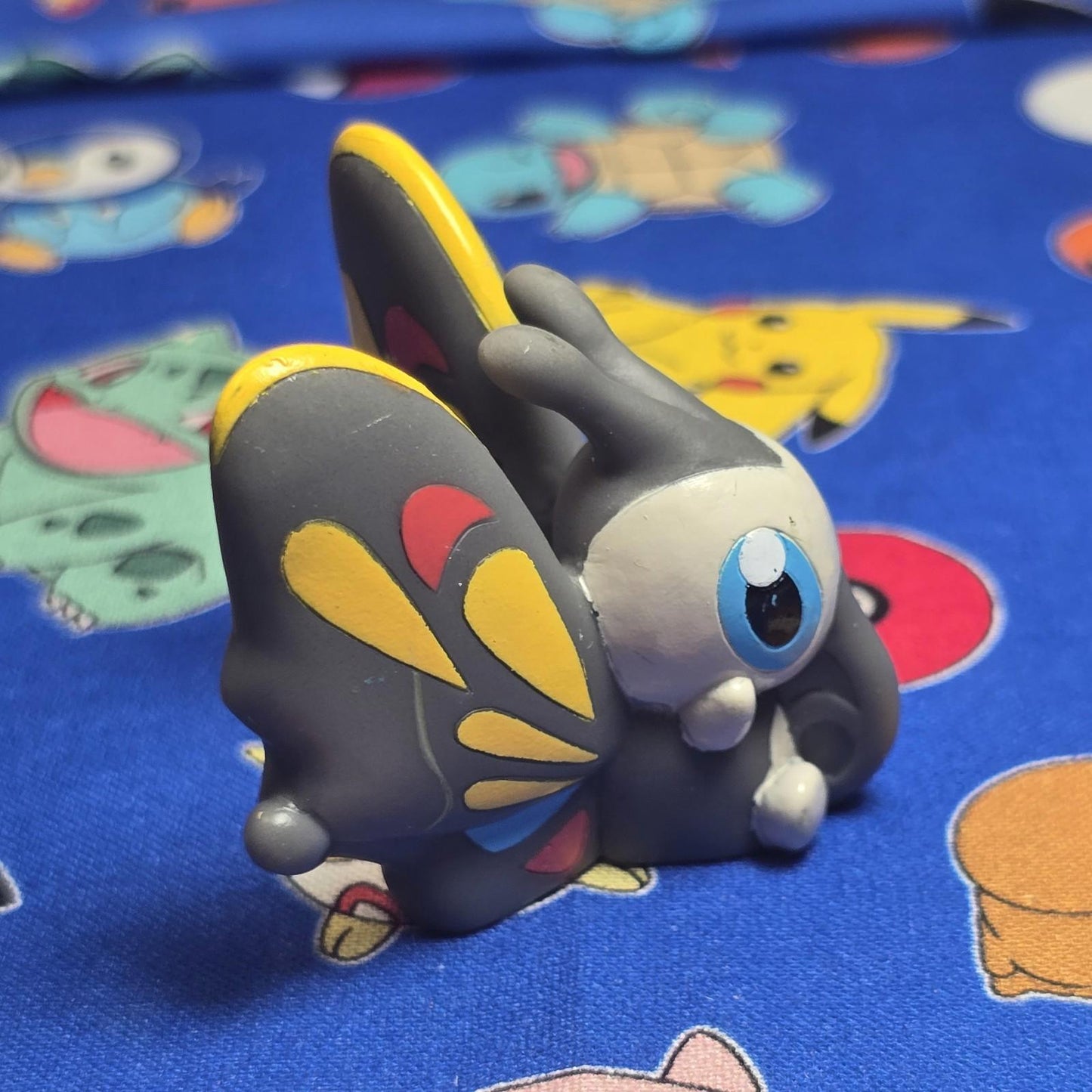 Pokemon Beautifly Figure Finger Puppet 2002 Nintendo Bandai PVC Vintage Japan US