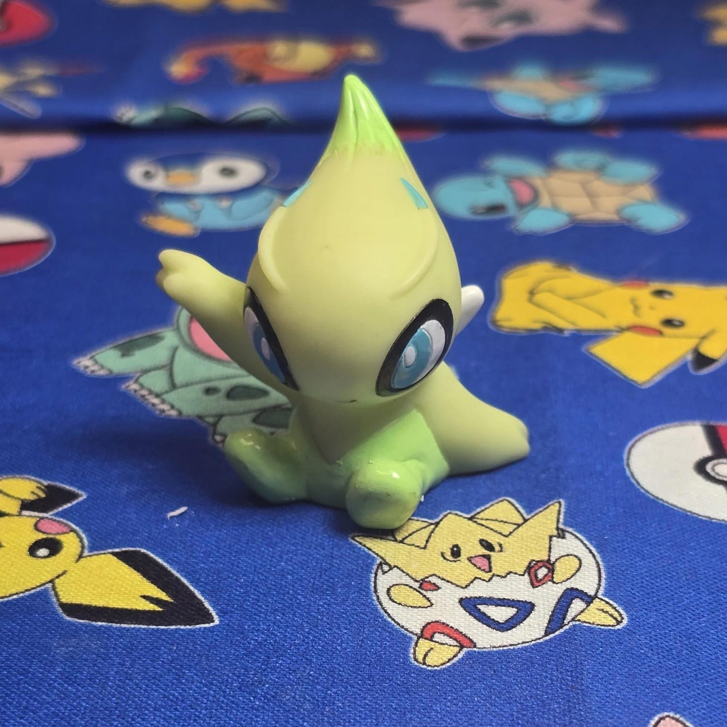 Pokemon Celebi Figure Finger Puppet 2001 Nintendo Bandai Vintage PVC Japan USA