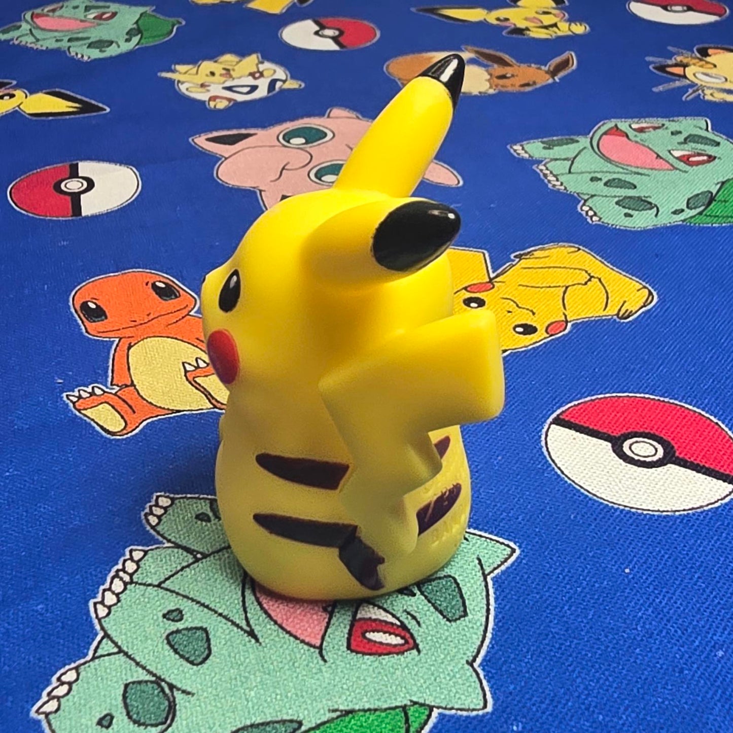 Pokemon Pikachu Figure Finger Puppet 2010 Nintendo Bandai PVC Japan USA Seller