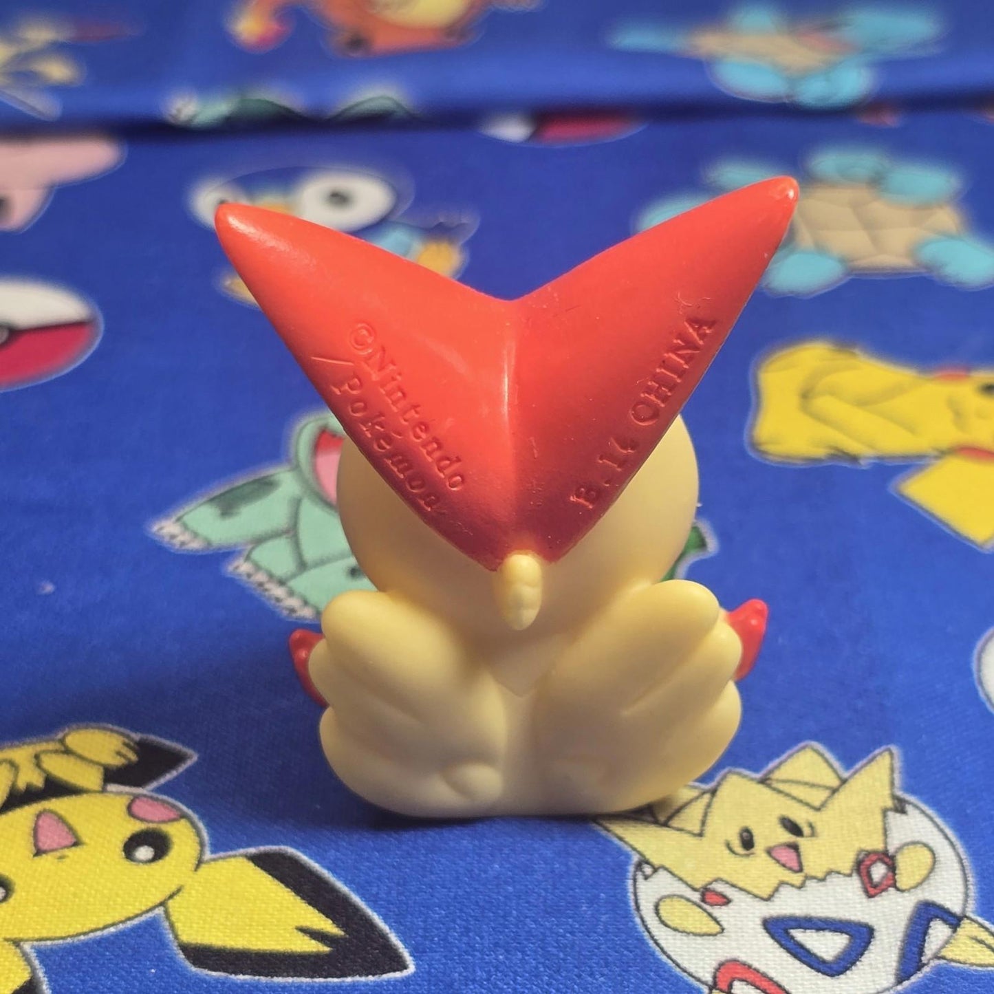 Pokemon Victini Figure Finger Puppet 2014 Nintendo Bandai PVC Vintage Japan US