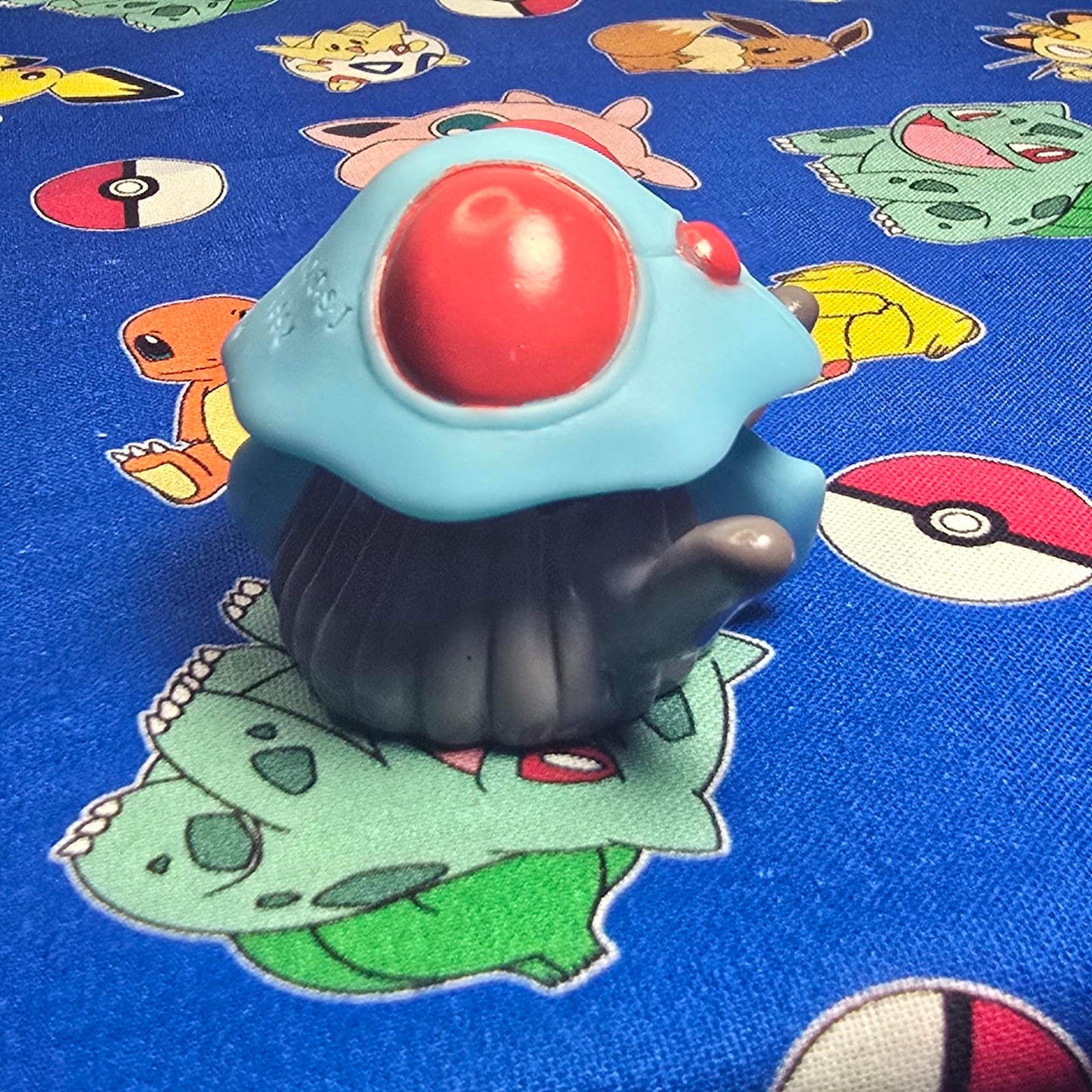 Pokemon Tentacruel Figure Finger Puppet 1998 Nintendo Bandai Vintage Japan USA