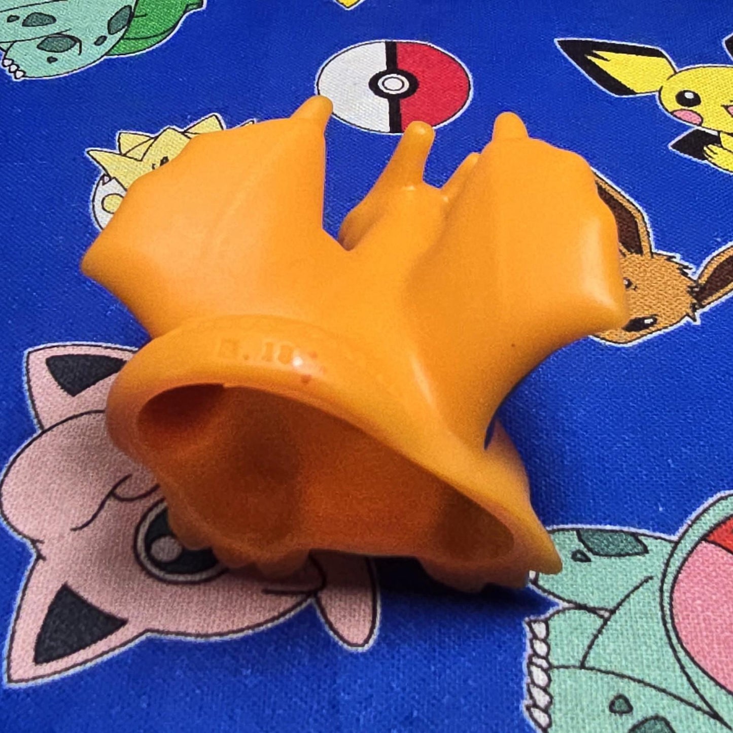 Pokemon Charizard Figure Finger Puppet 2013 Nintendo Bandai PVC Japan USA Seller