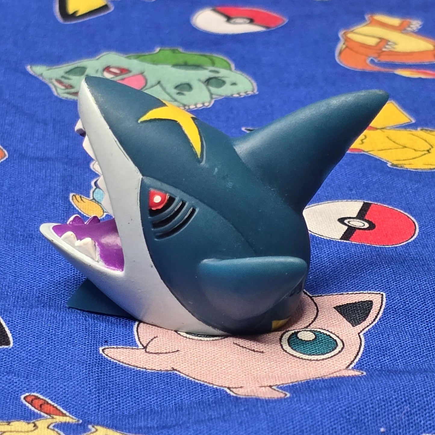 Pokemon Sharpedo Figure Finger Puppet 2003 Nintendo Bandai Vintage PVC Japan USA