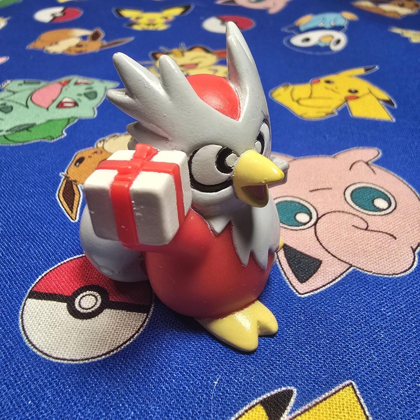 Pokemon Delibird Figure Finger Puppet 2009 Nintendo Bandai PVC Japan USA Seller