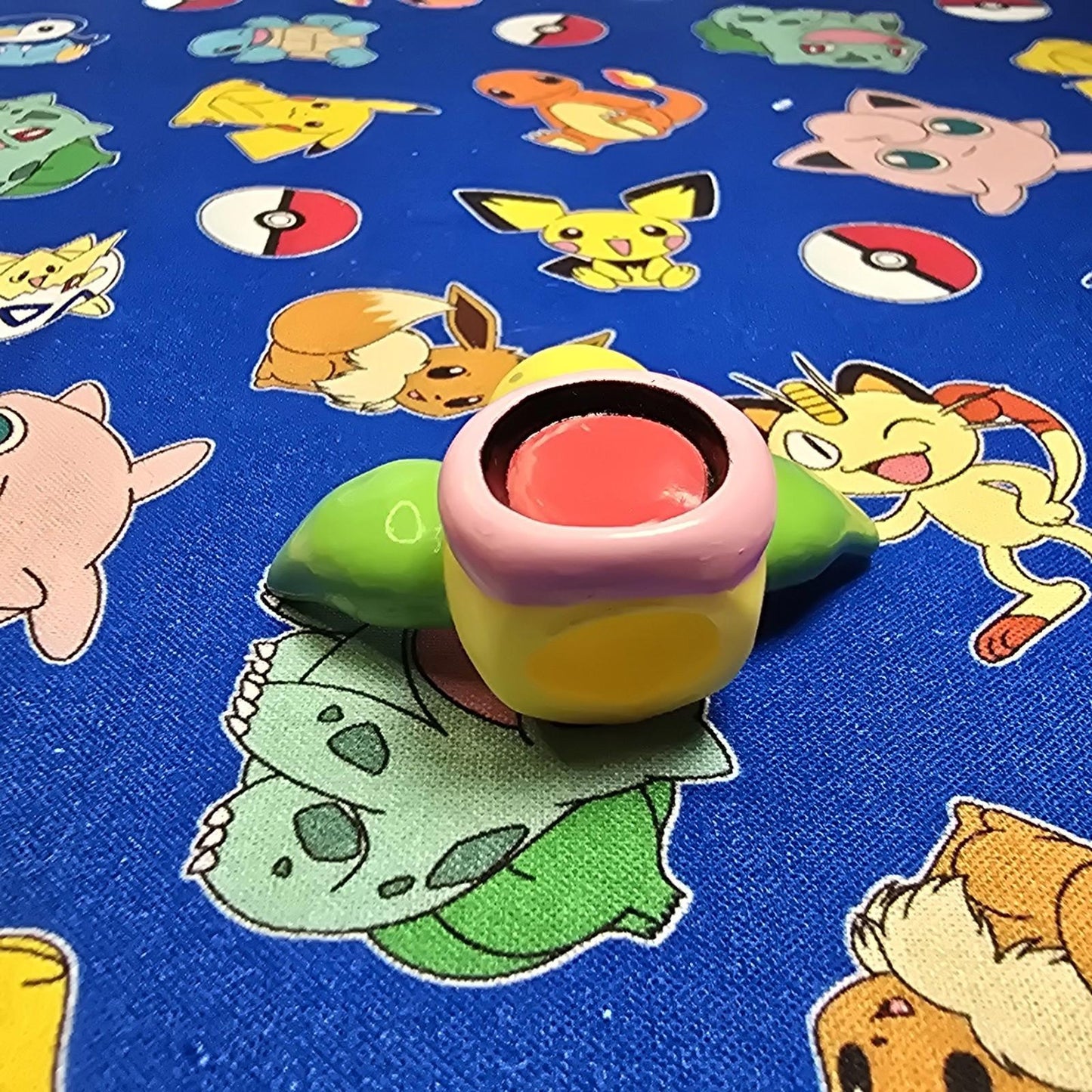 Pokemon Weepinbell Pink Figure Finger Puppet 1996 Nintendo PVC Bandai Vintage US