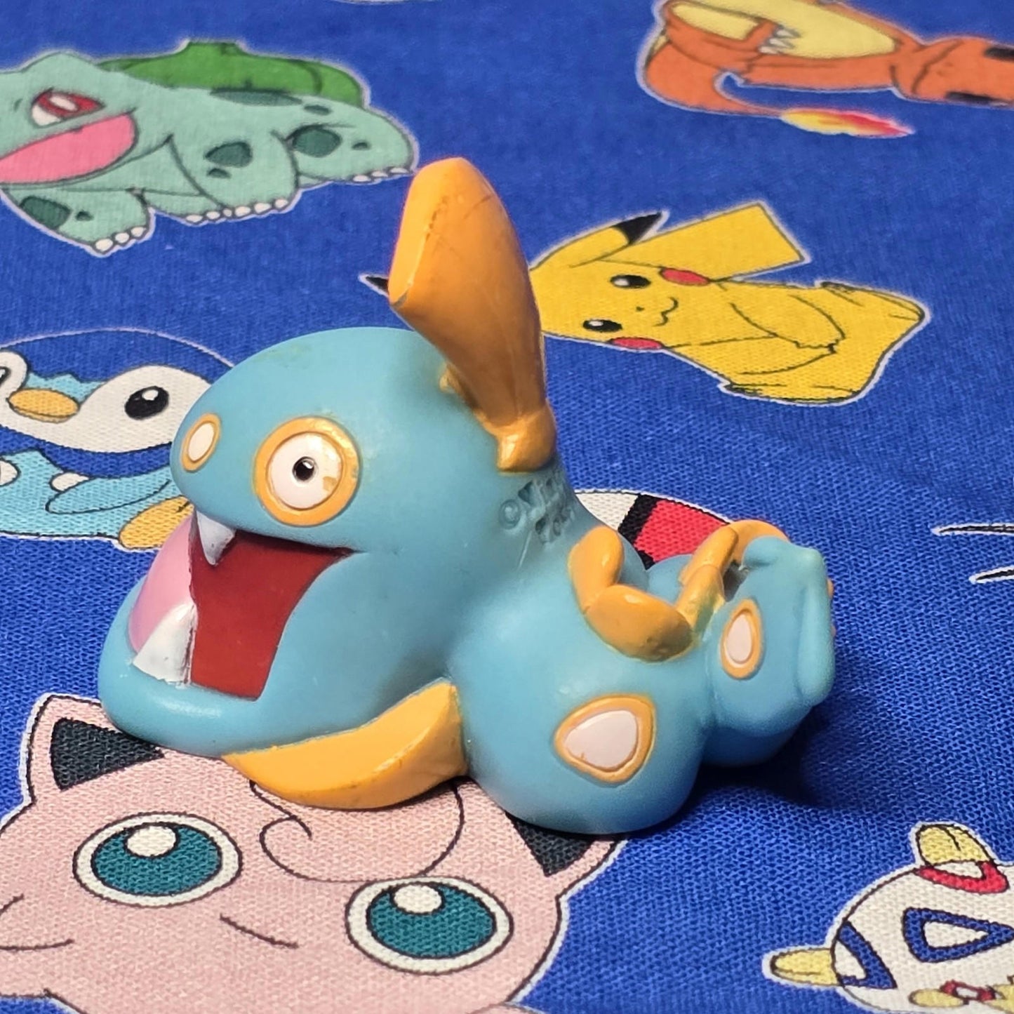 Pokemon Huntail Figure Finger Puppet 2004 Nintendo Bandai Vintage PVC Japan US