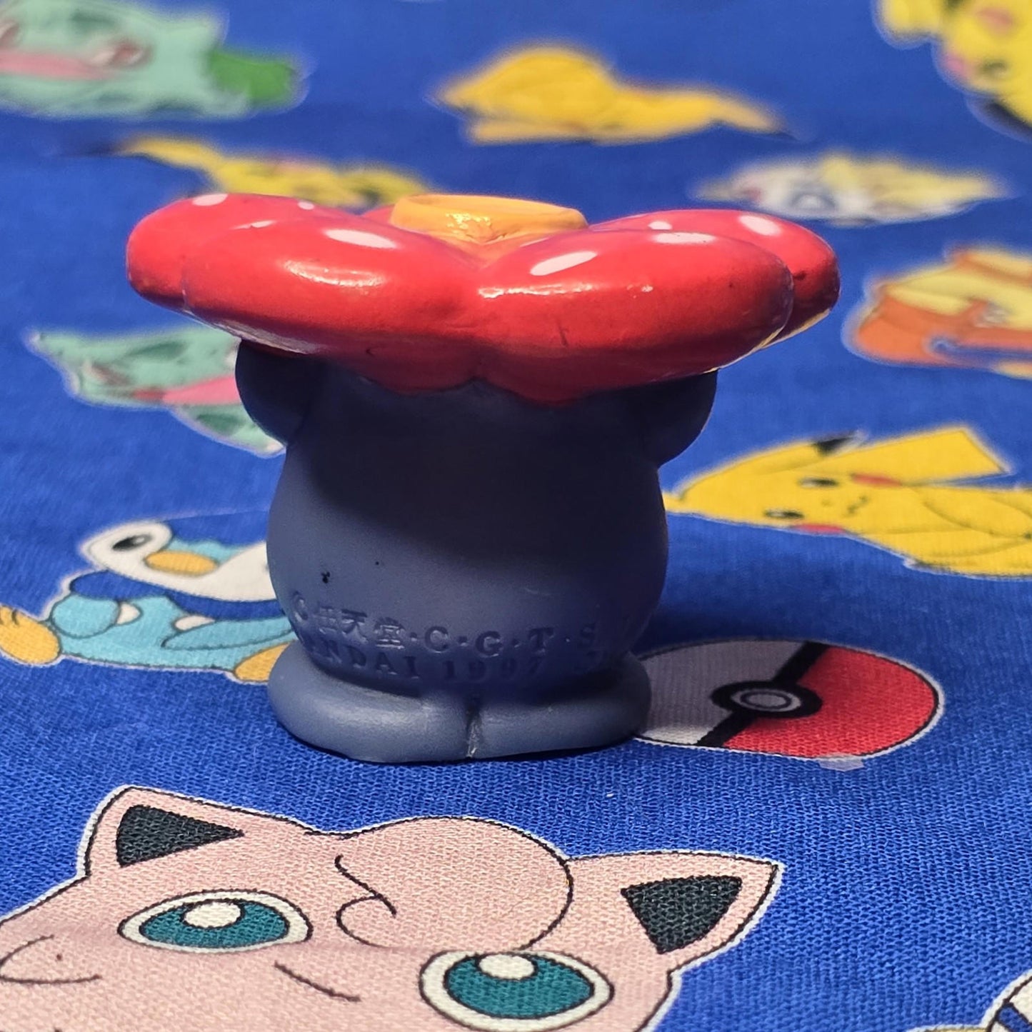 Pokemon Vileplume Figure Finger Puppet 1997 Nintendo Bandai PVC Vintage Japan US