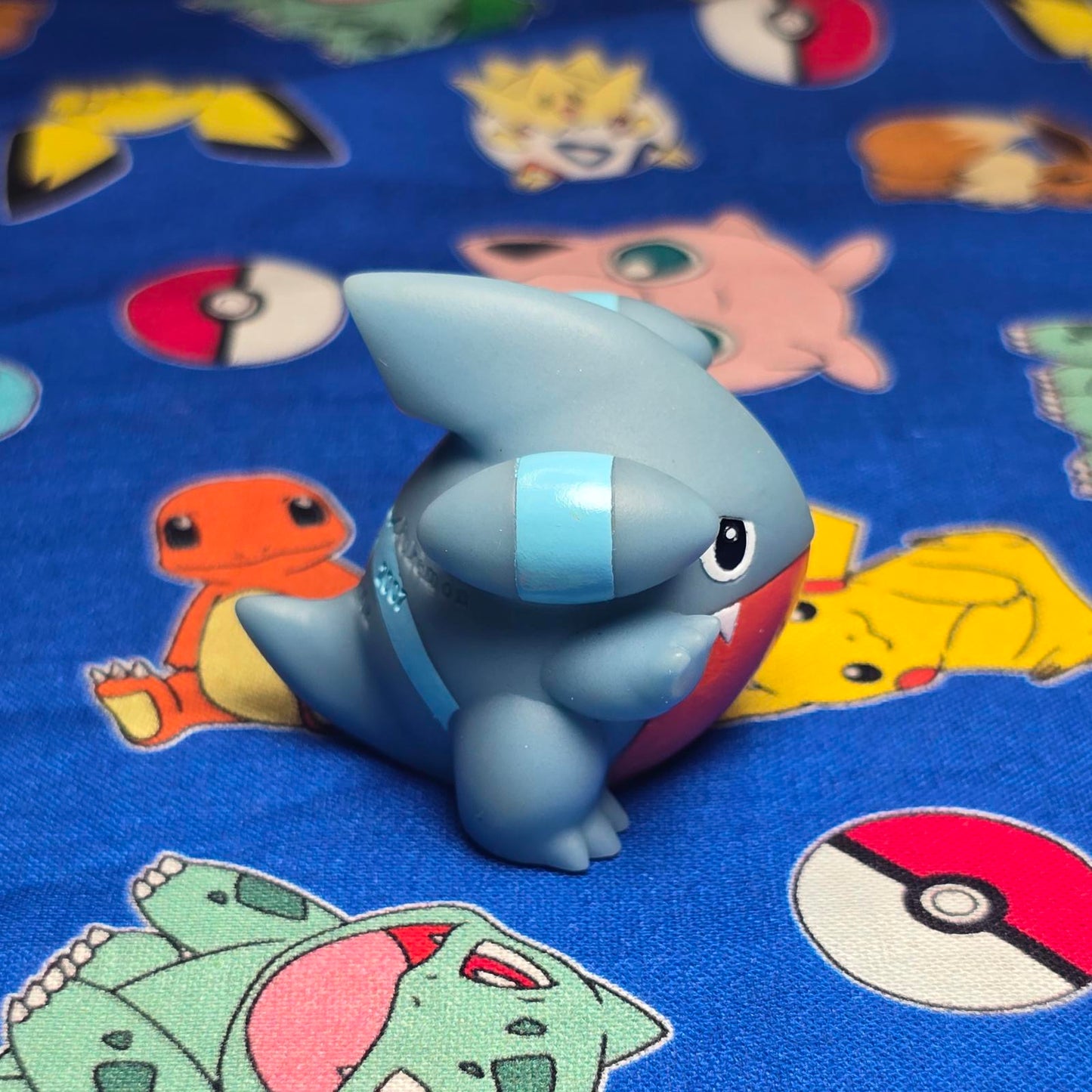 Pokemon Gible Figure Finger Puppet 2007 Nintendo Bandai Japan PVC USA Seller