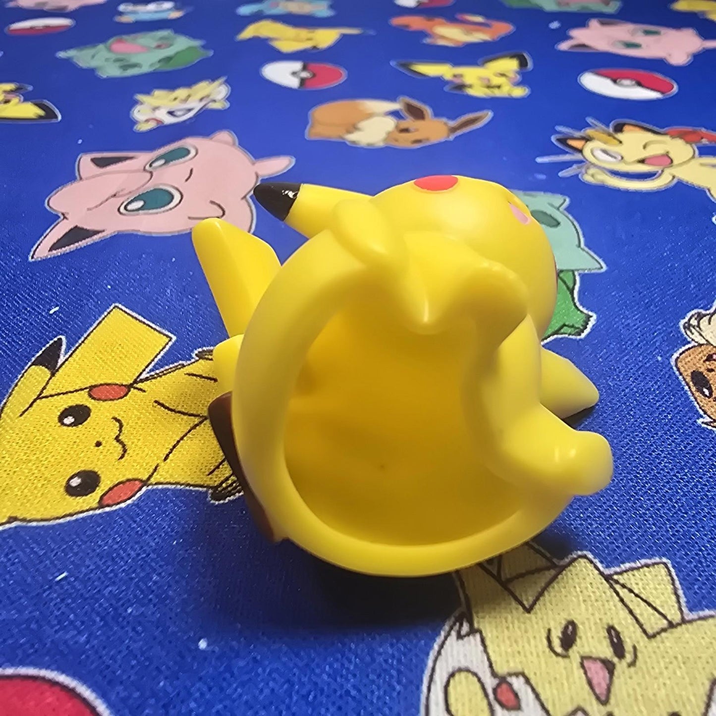 Pokemon Pikachu Figure Finger Puppet 2006 Nintendo Bandai PVC Vintage Japan USA