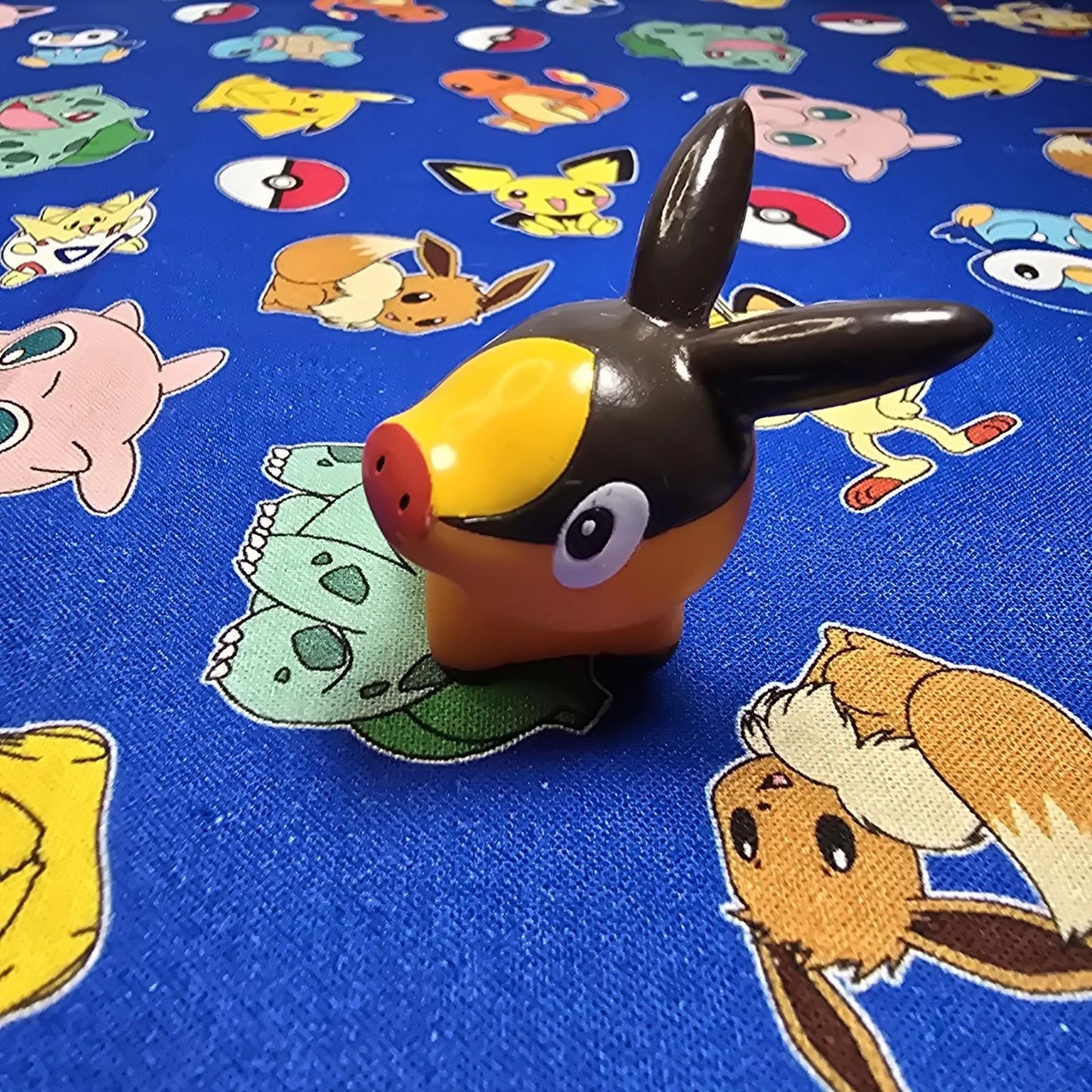 Pokemon Tepig Figure Finger Puppet 2010 Nintendo Bandai PVC Japan US Seller