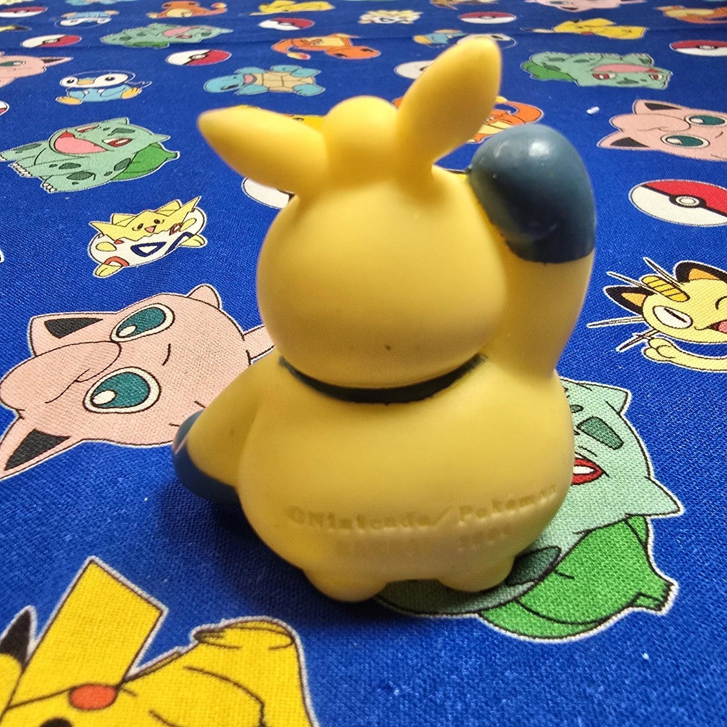 Pokemon Makuhita Figure Finger Puppet 2004 Nintendo Bandai PVC Japan USA Seller