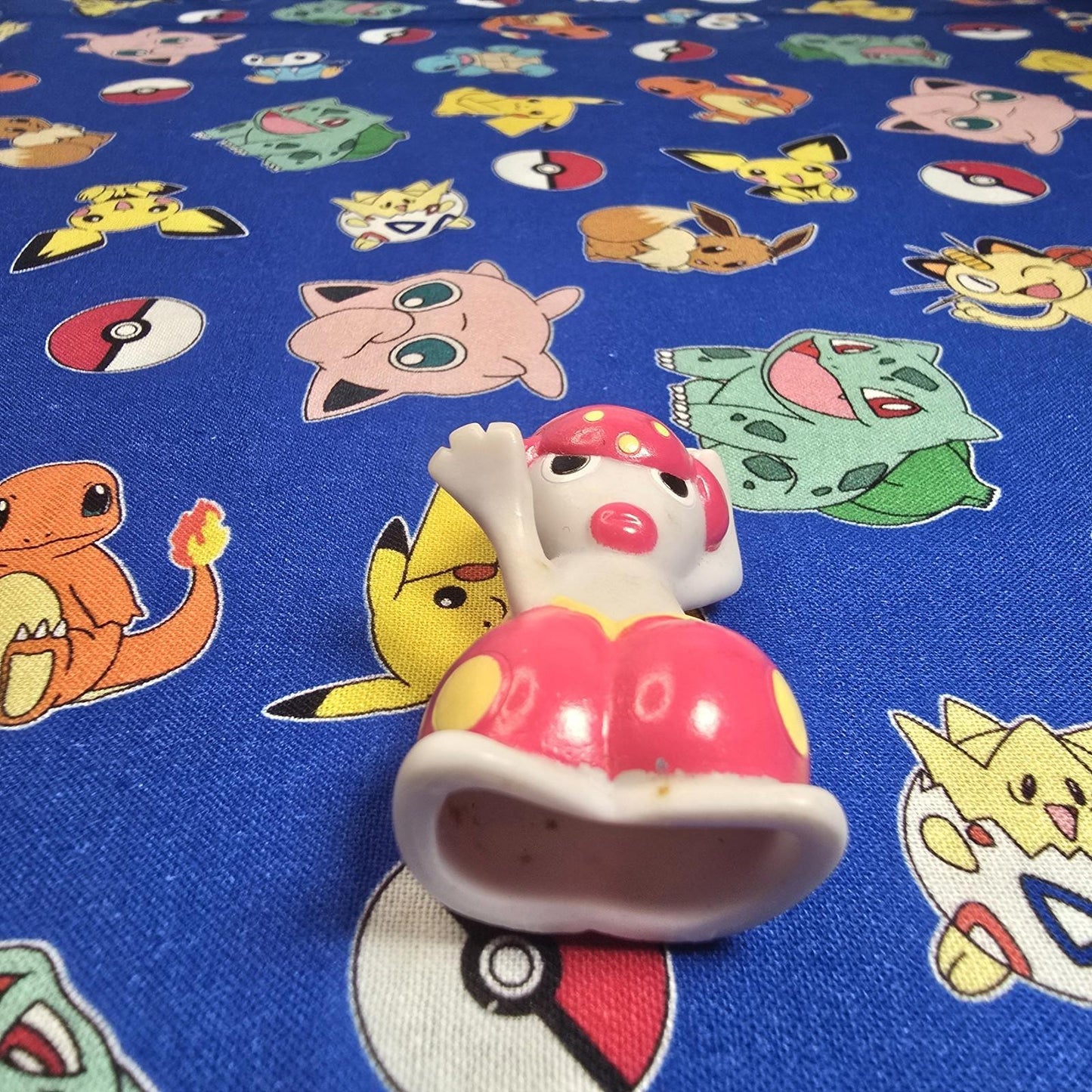 Pokemon Medicham Figure Finger Puppet 2003 Nintendo Bandai PVC Vintage Japan USA