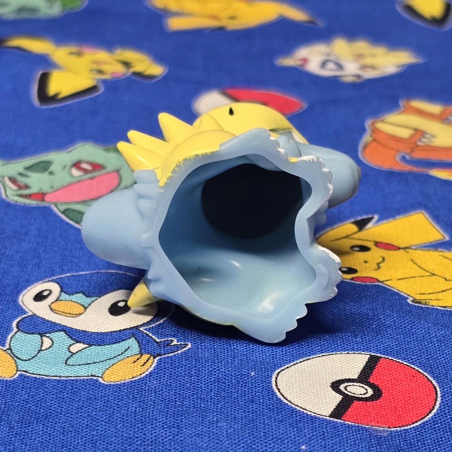Pokemon Manectric Figure Finger Puppet 2004 Nintendo Bandai PVC Vintage Japan US